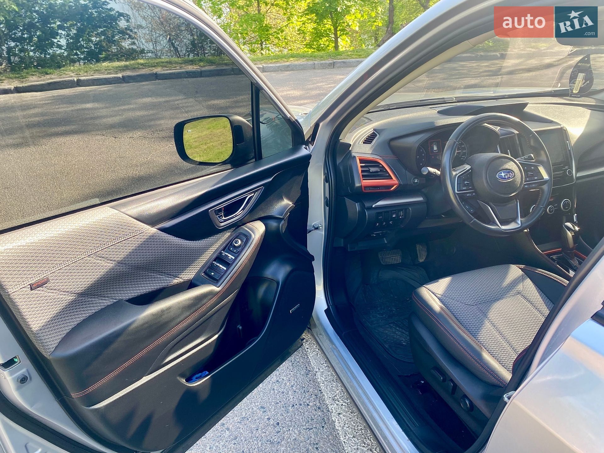Subaru Forester 2019 VIN JF2SKARC7LH480891 фото оголошення 13 з 22