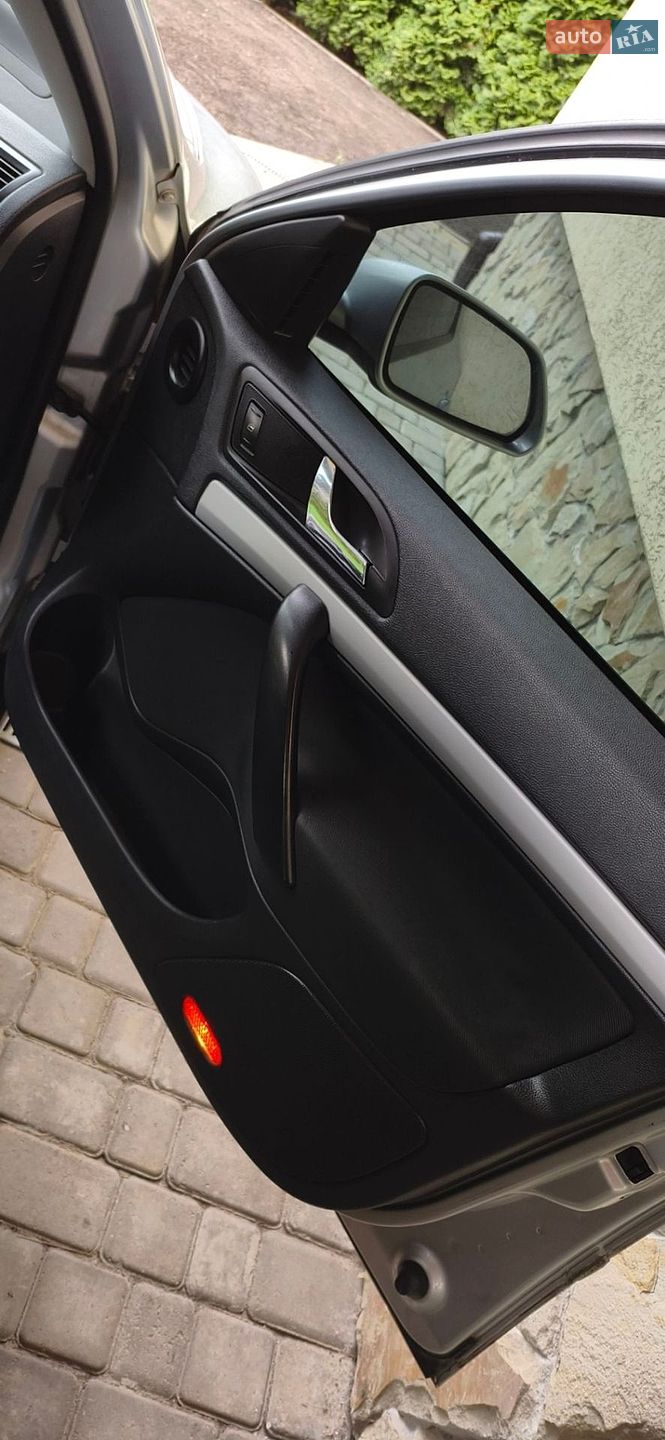 Skoda Octavia 2008 VIN TMBCS41Z68B157270 фото оголошення 8 з 13