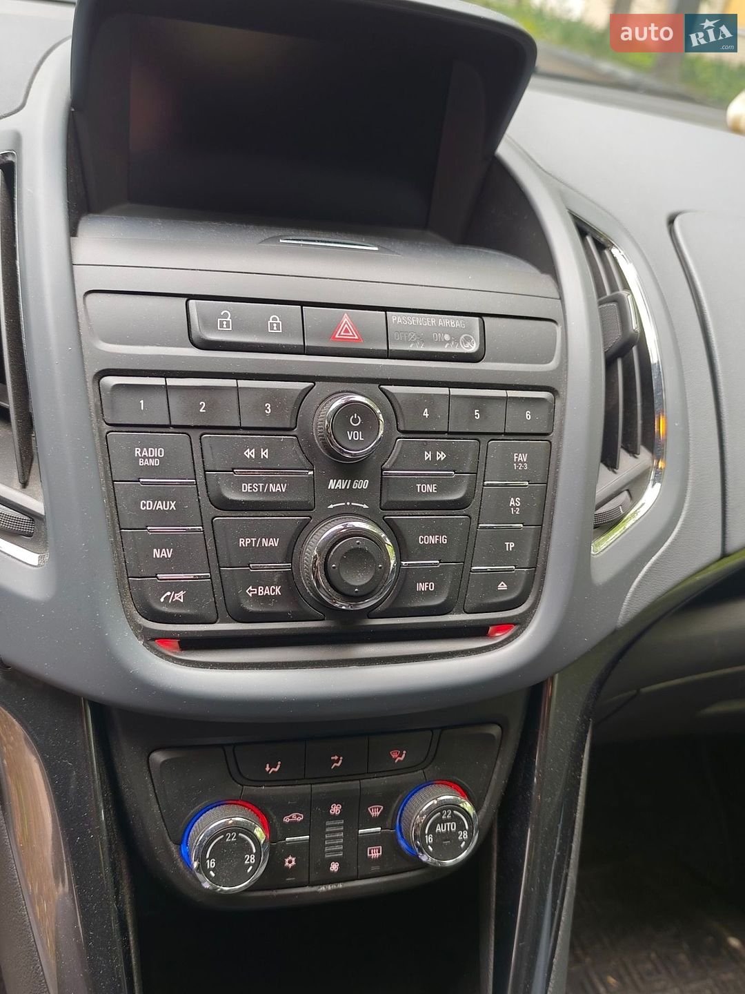 Opel Zafira Tourer 2013 VIN W0LPE9E34E2008331 фото оголошення 13 з 21