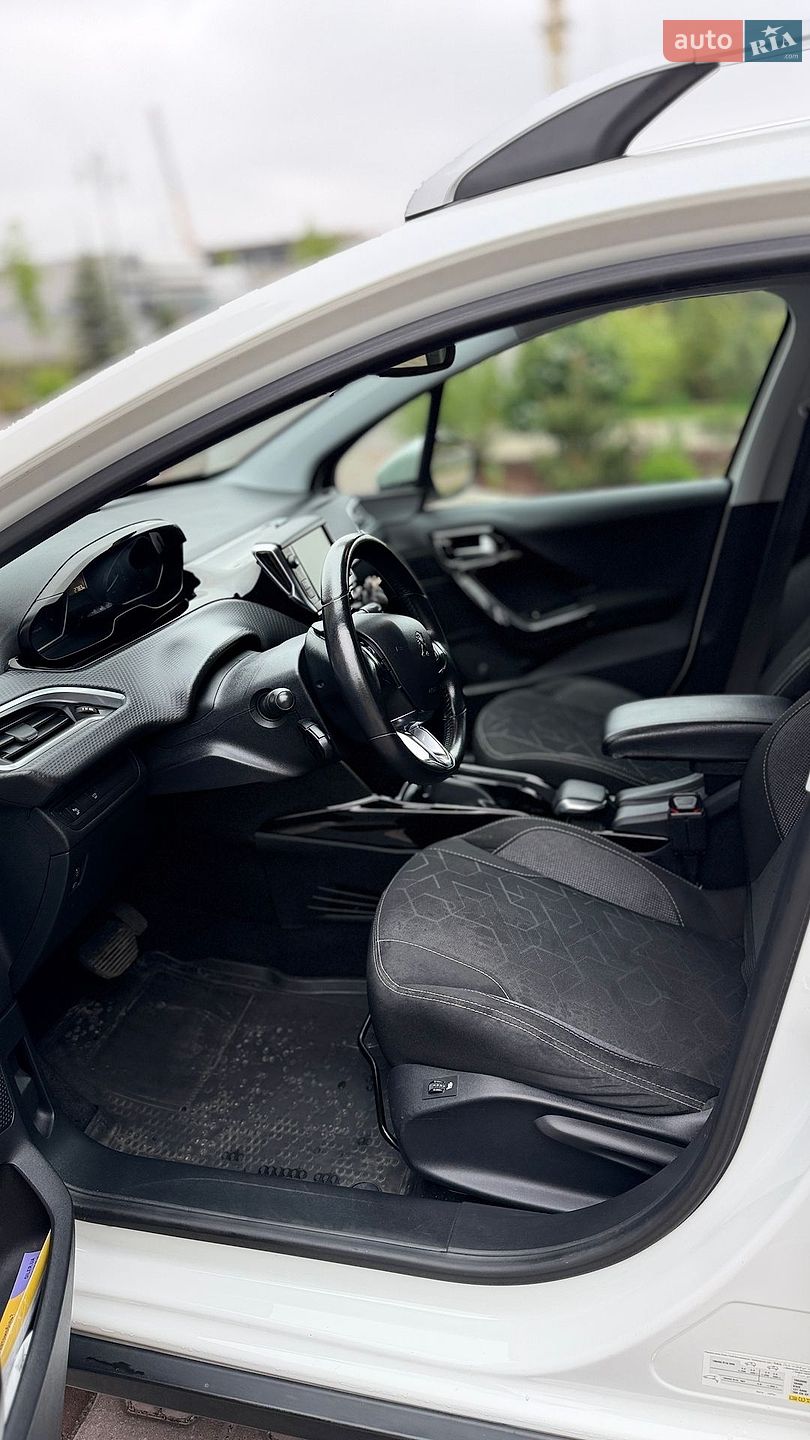 Peugeot 2008 2019 VIN VF3CUHNVTKY101917 фото оголошення 11 з 19