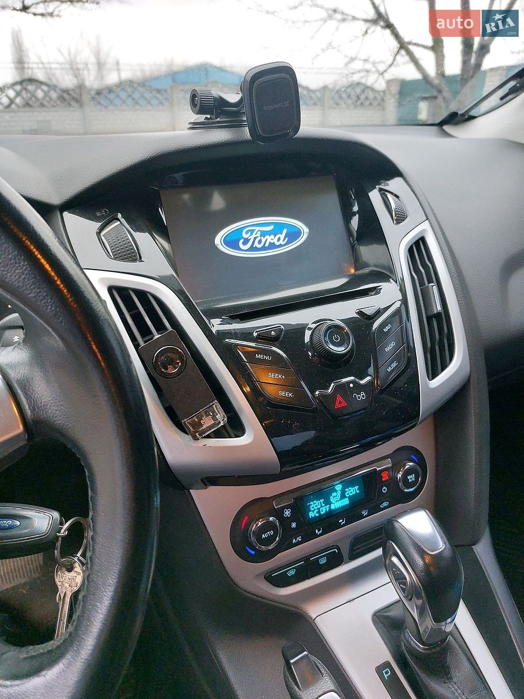 Ford Focus 2012 VIN WF0MXXGCBMCL44214 фото оголошення 8 з 24