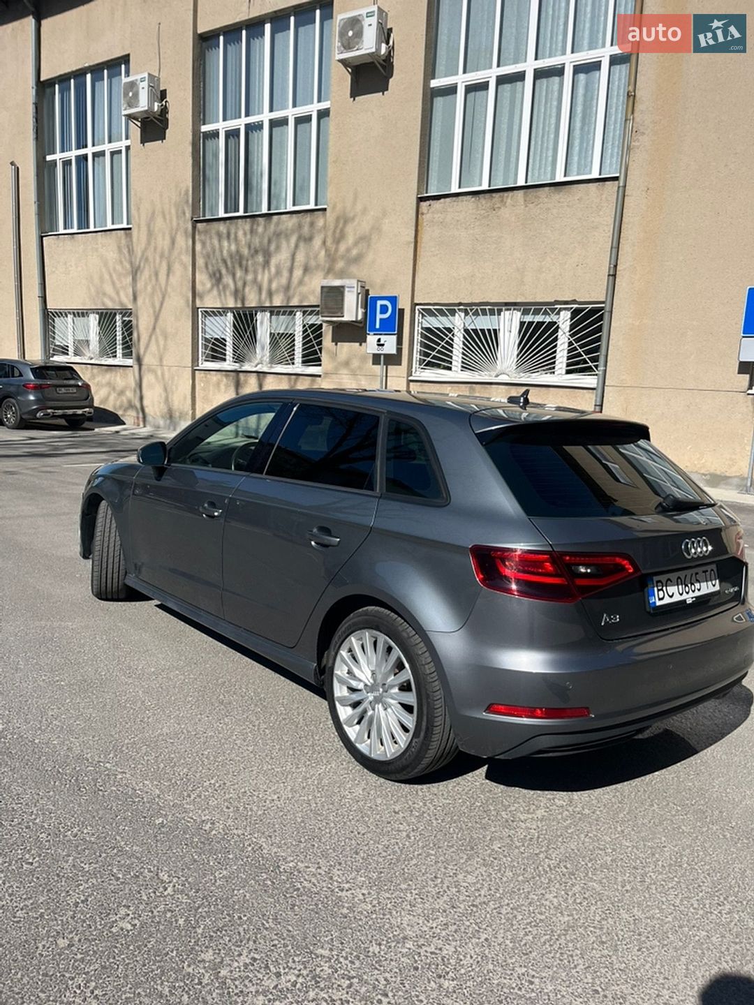 Audi A3 2015 VIN WAUUPBFF2GA092668 фото оголошення 7 з 19