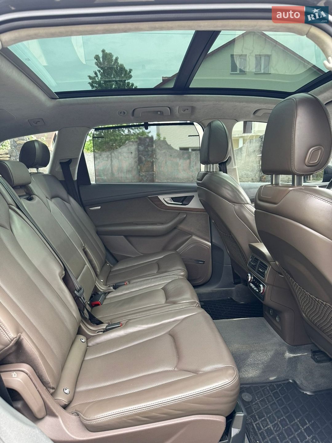 Audi Q7 2017 VIN WAUZZZ4M5JD017706 фото оголошення 26 з 33