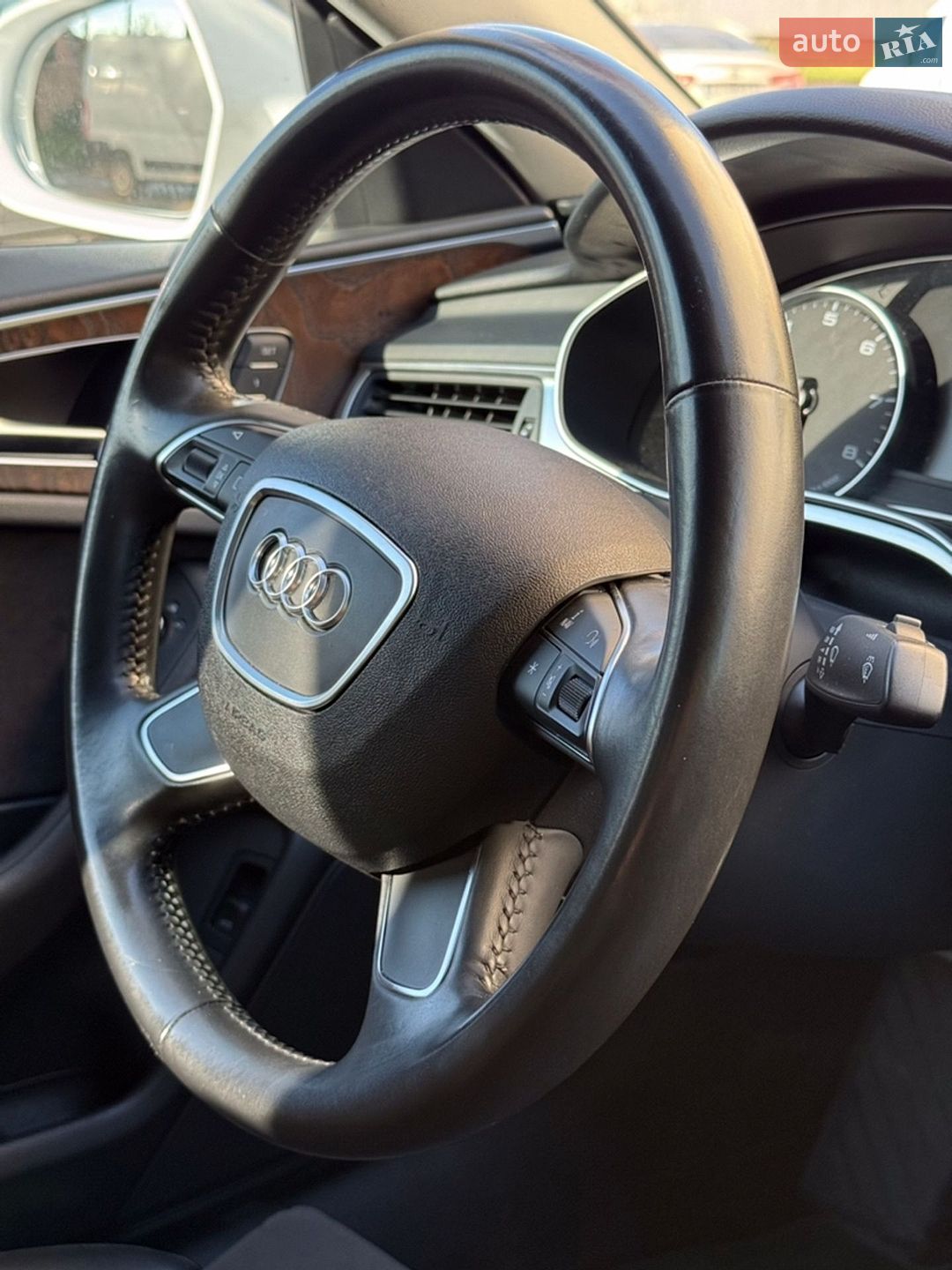 Audi A6 2013 VIN WAUZZZ4G9DN128946 фото оголошення 26 з 36