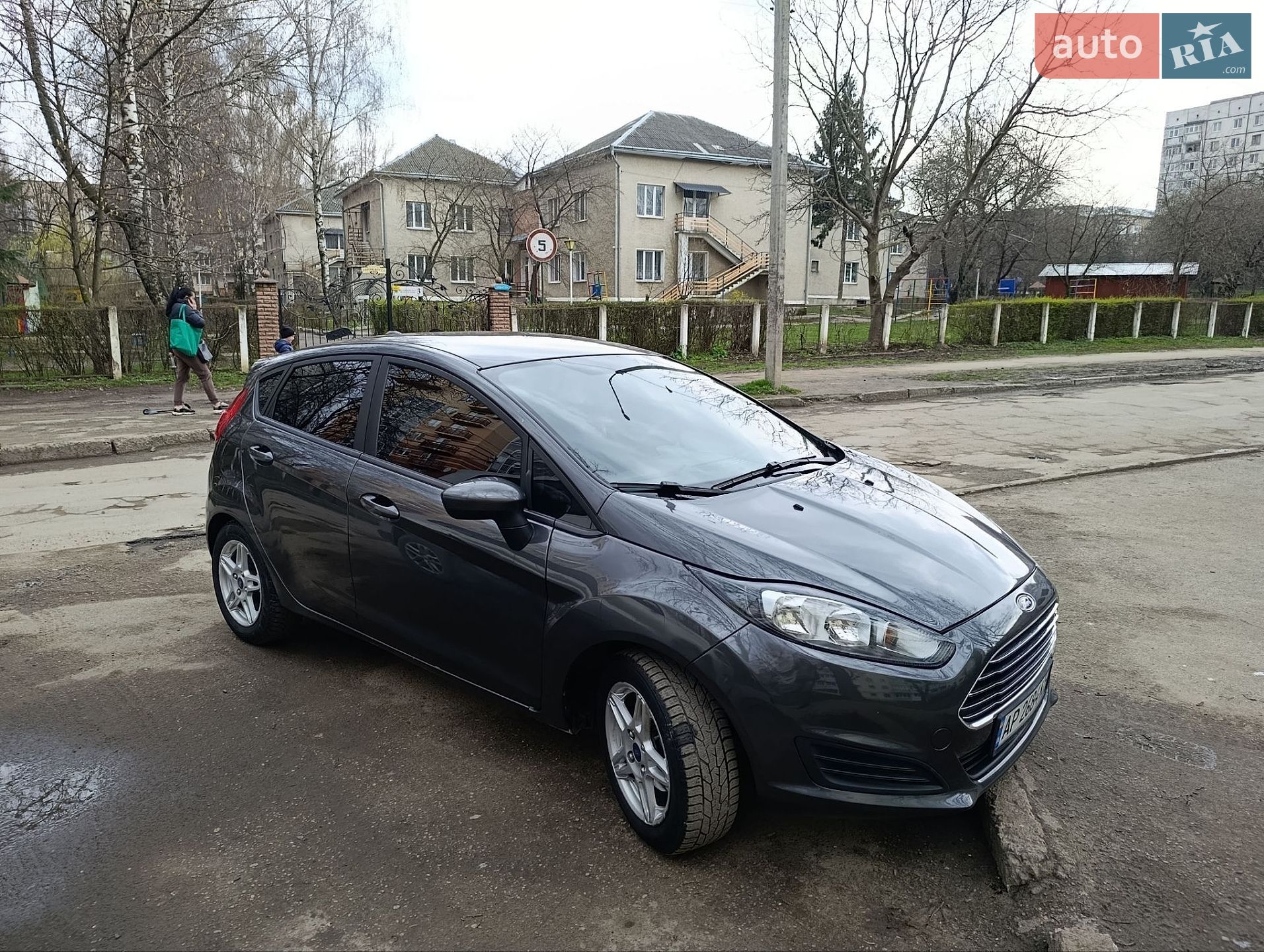 Ford Fiesta 2018 VIN 3FADP4EJ8JM132983 фото оголошення 11 з 12
