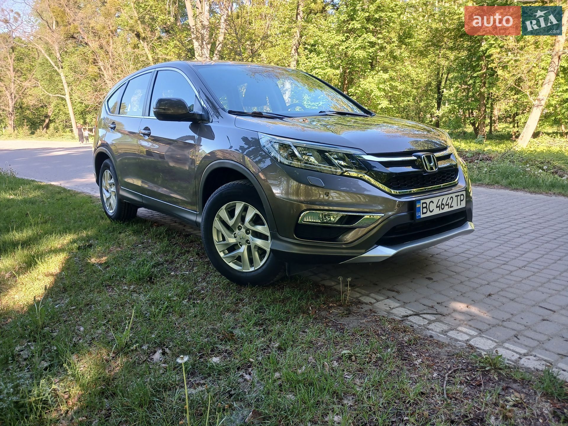 Honda CR-V 2015 VIN SHSRE6870FU509322 фото оголошення 2 з 31