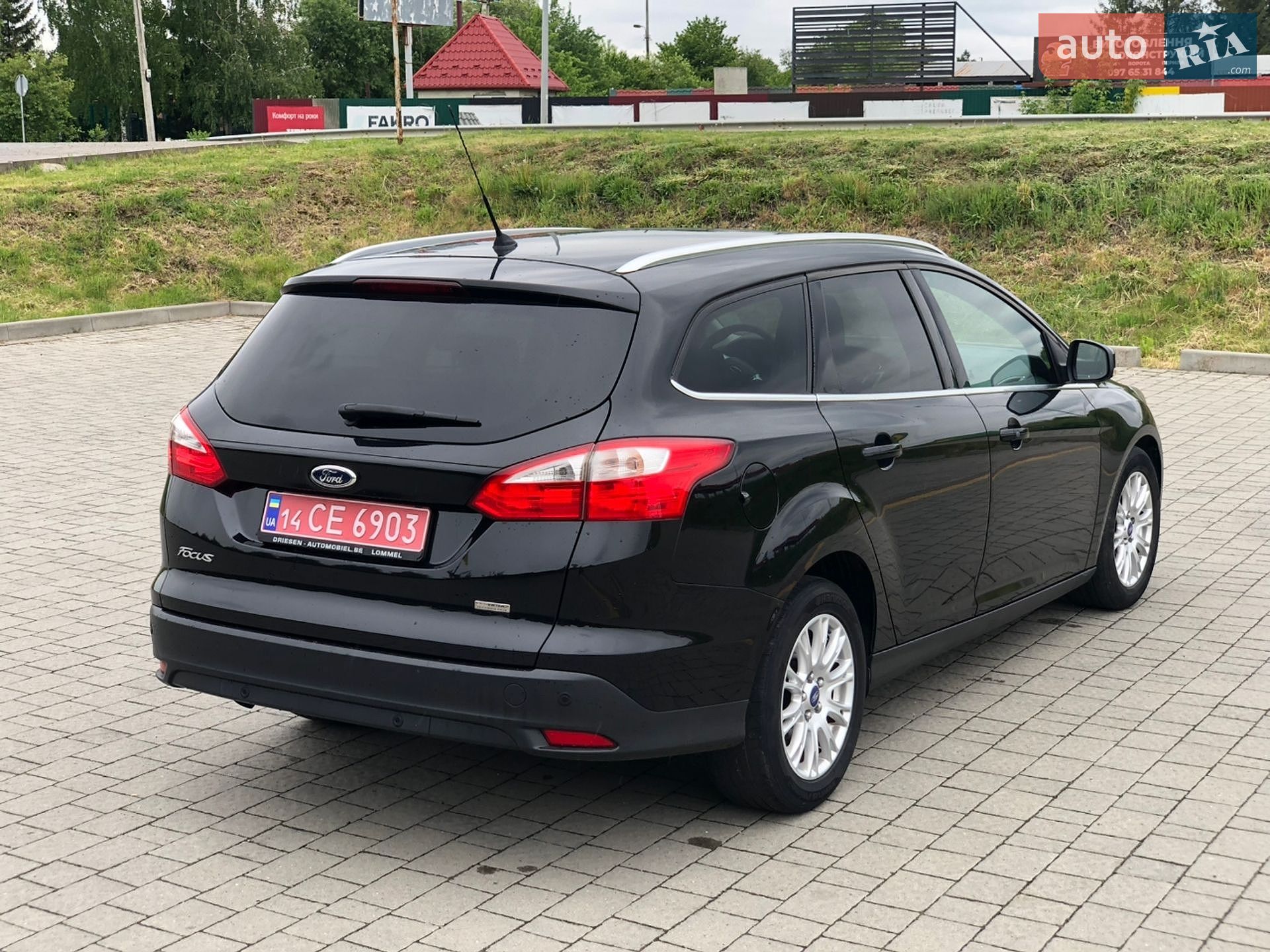 Ford Focus 2013 VIN WF0LXXGCBLDJ63511 фото оголошення 26 з 68