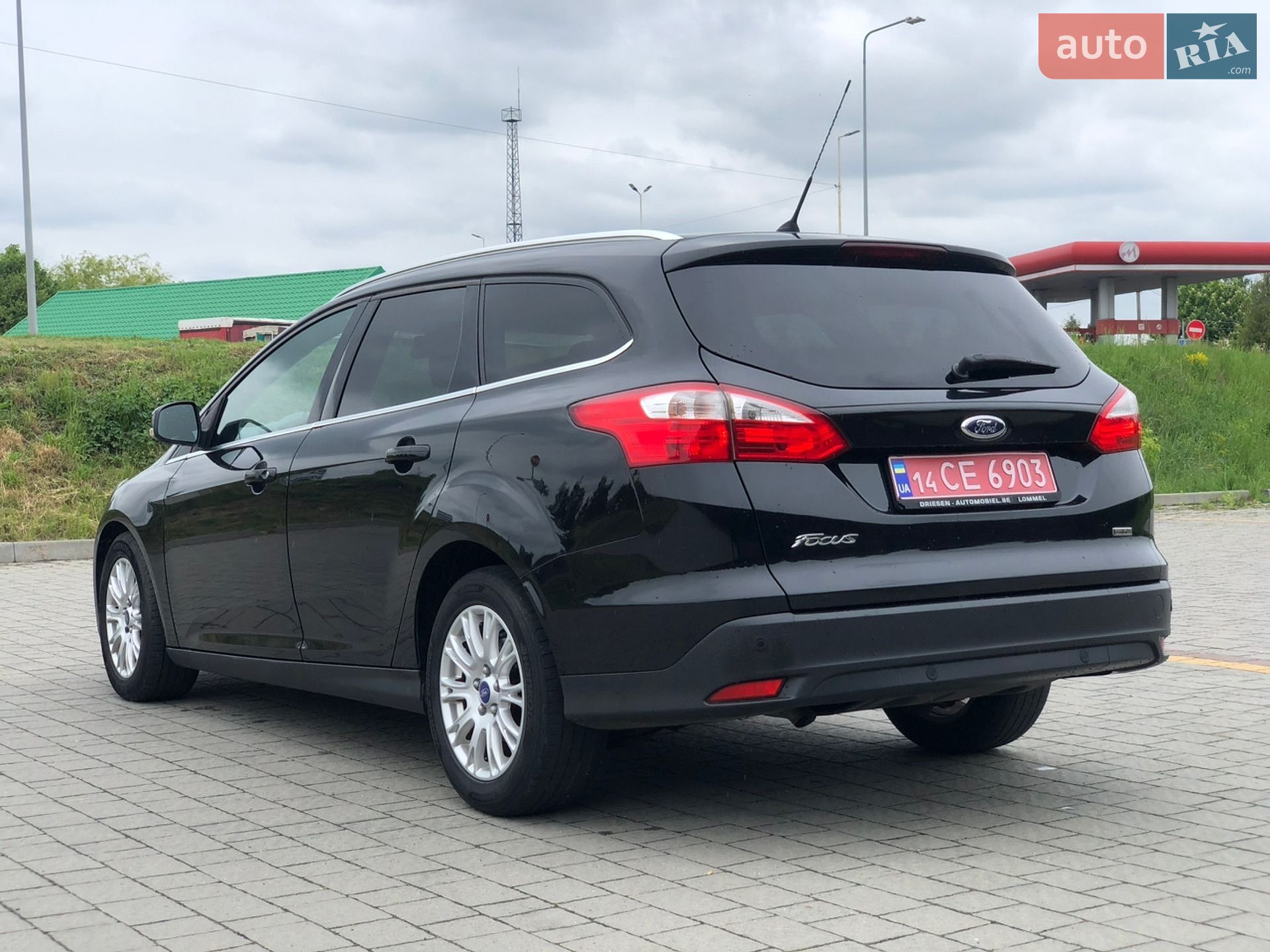 Ford Focus 2013 VIN WF0LXXGCBLDJ63511 фото оголошення 28 з 68