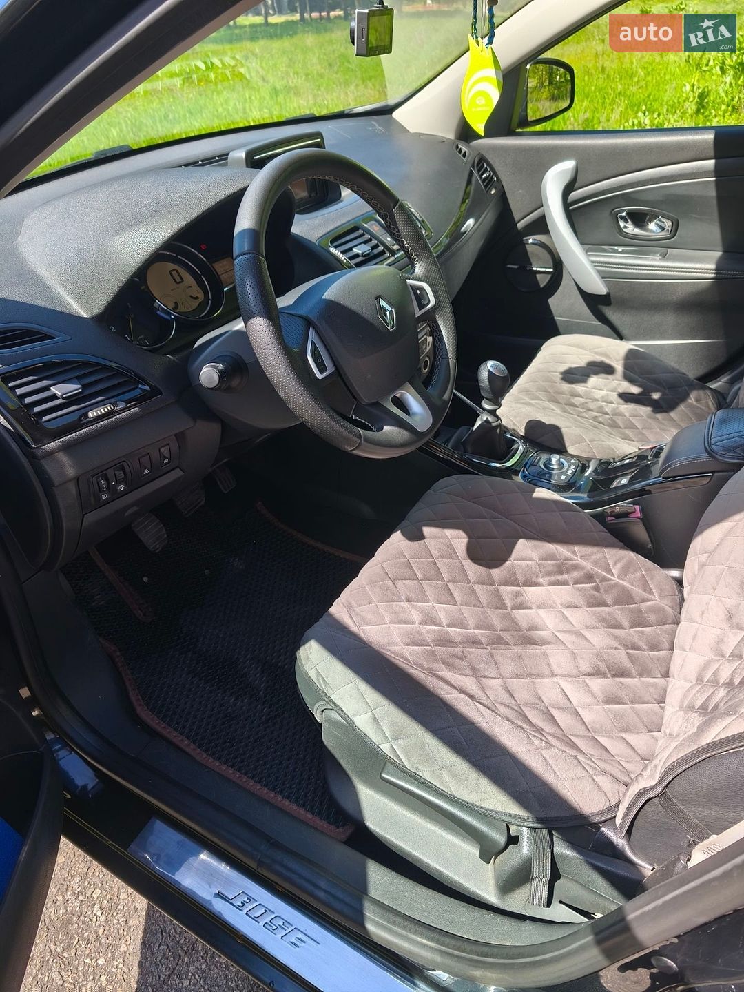 Renault Megane 2012 VIN VF1KZ140647165172 фото оголошення 6 з 8