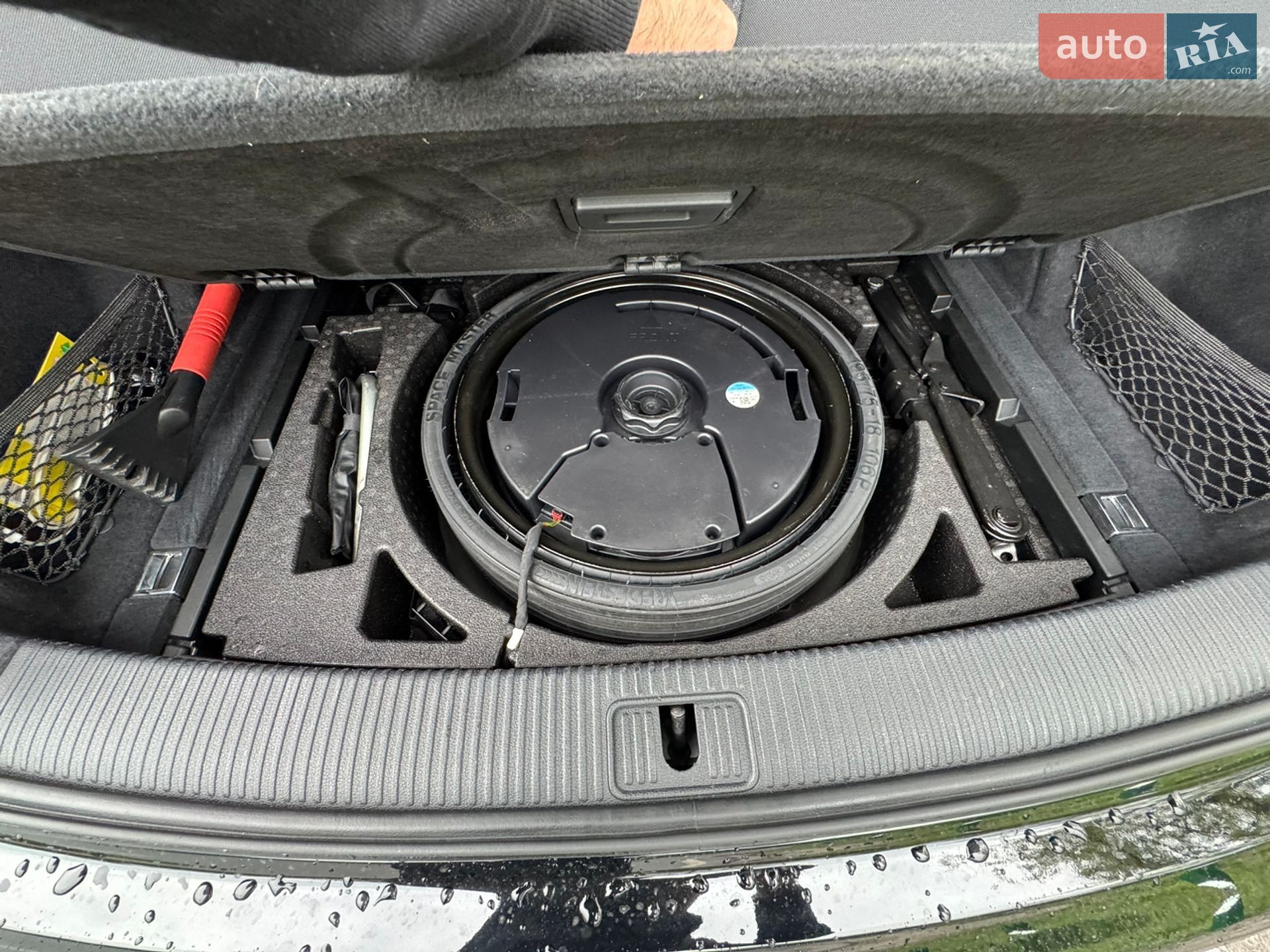 Audi Q5 2017 VIN WA1BNAFY6J2007046 фото оголошення 25 з 92