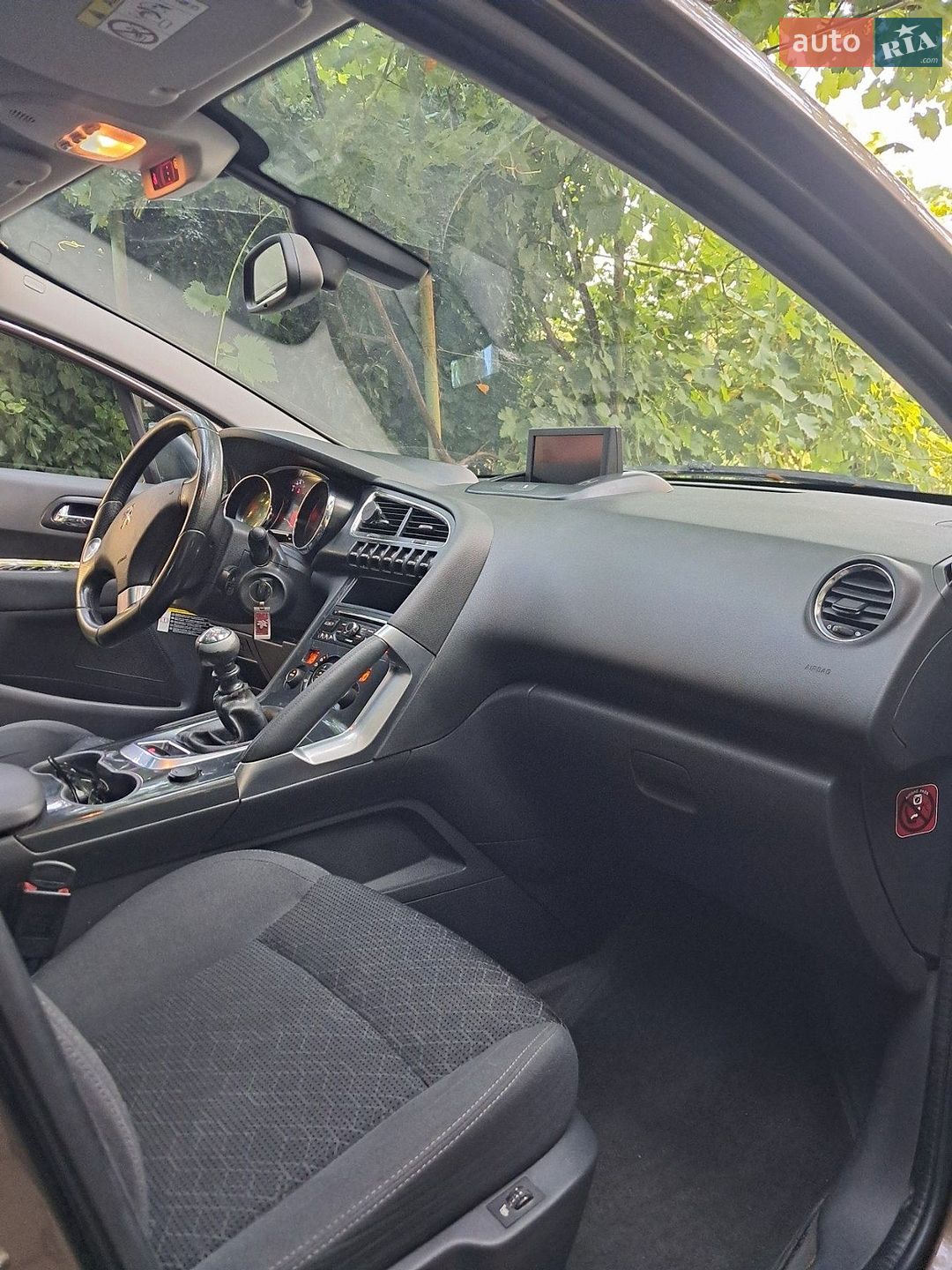 Peugeot 3008 2015 VIN VF30UAHRMFS236200 фото оголошення 5 з 9