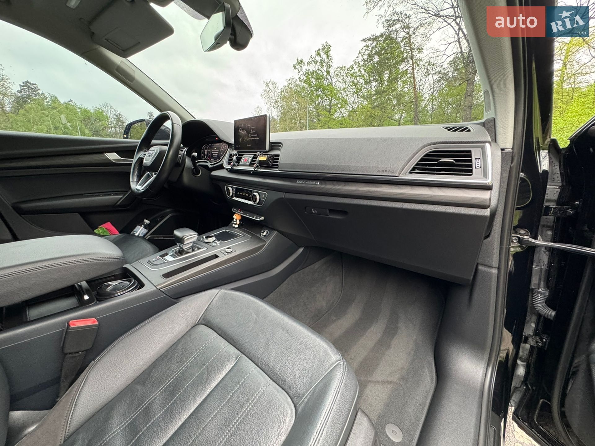 Audi Q5 2017 VIN WA1BNAFY6J2007046 фото оголошення 46 з 92