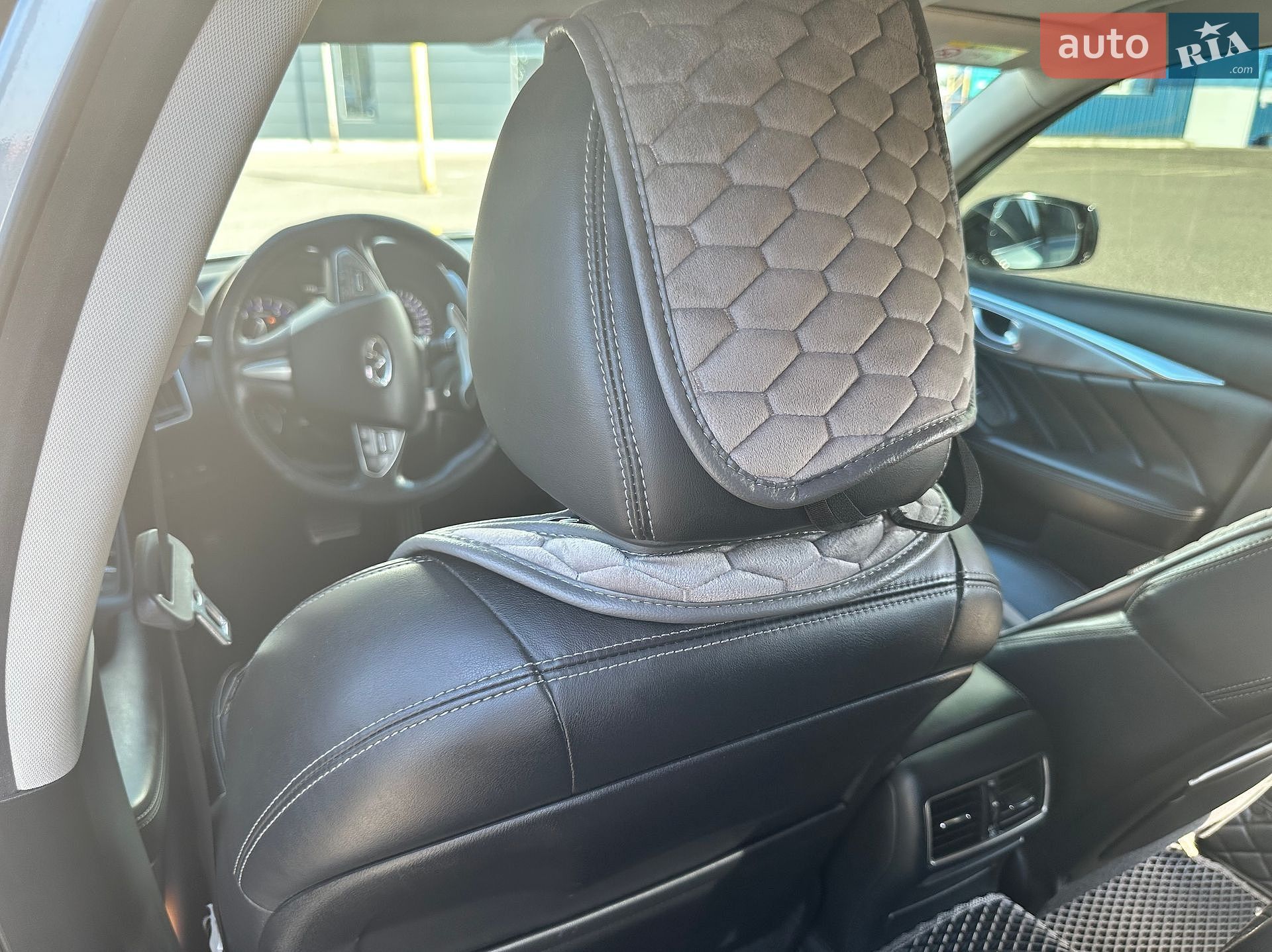 Infiniti Q50 2016 VIN JN1BCAV37U0252369 фото оголошення 6 з 20
