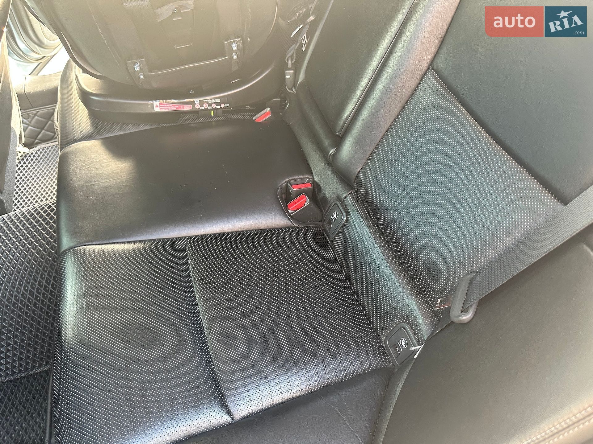 Infiniti Q50 2016 VIN JN1BCAV37U0252369 фото оголошення 11 з 20