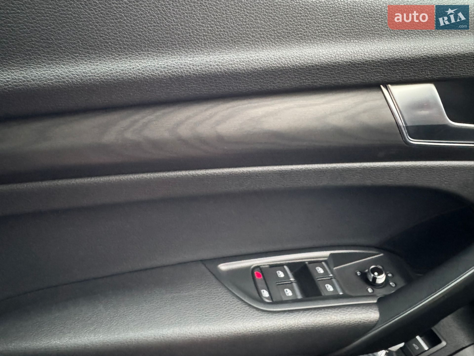 Audi Q5 2017 VIN WA1BNAFY6J2007046 фото оголошення 73 з 92