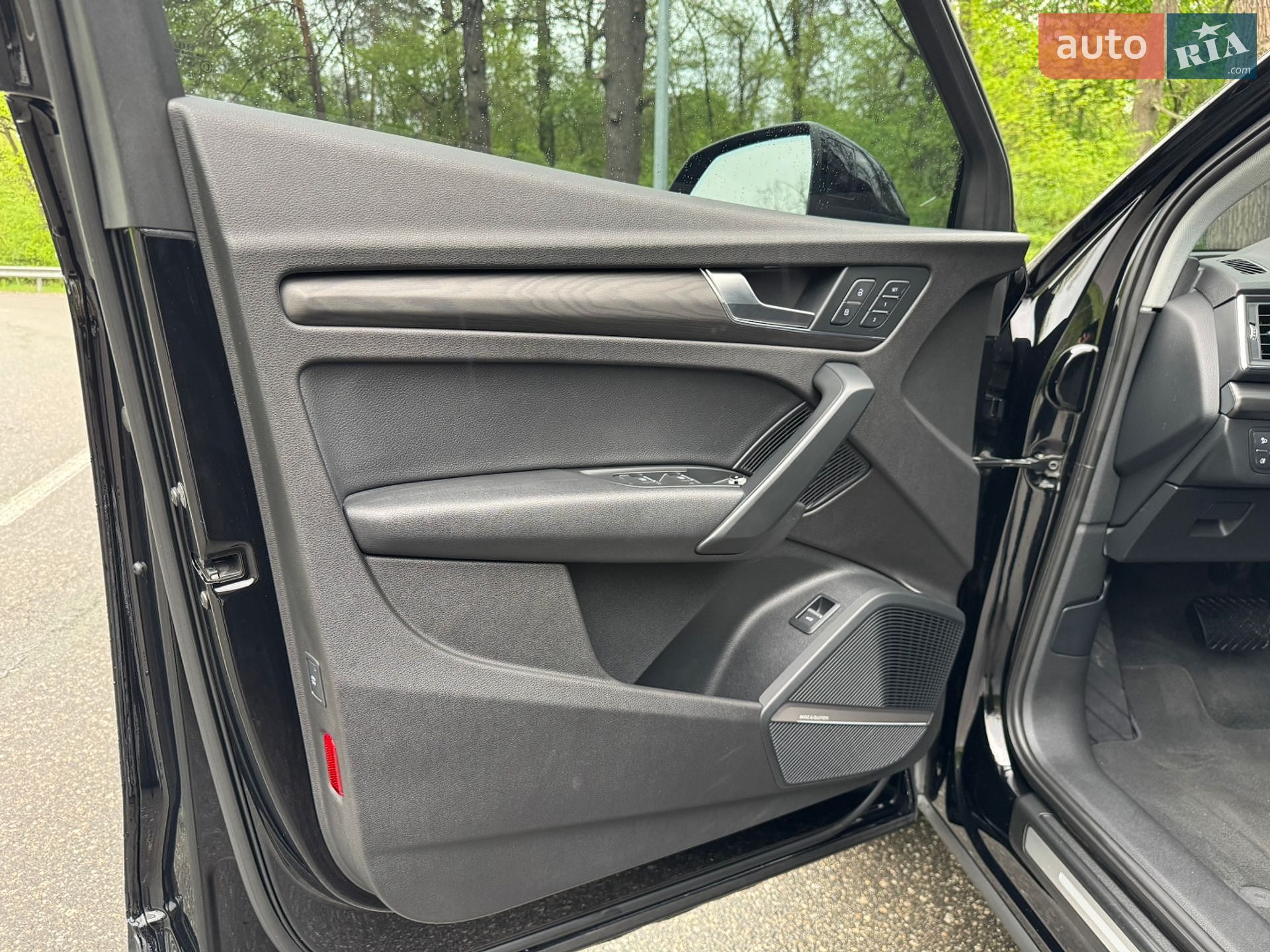 Audi Q5 2017 VIN WA1BNAFY6J2007046 фото оголошення 74 з 92