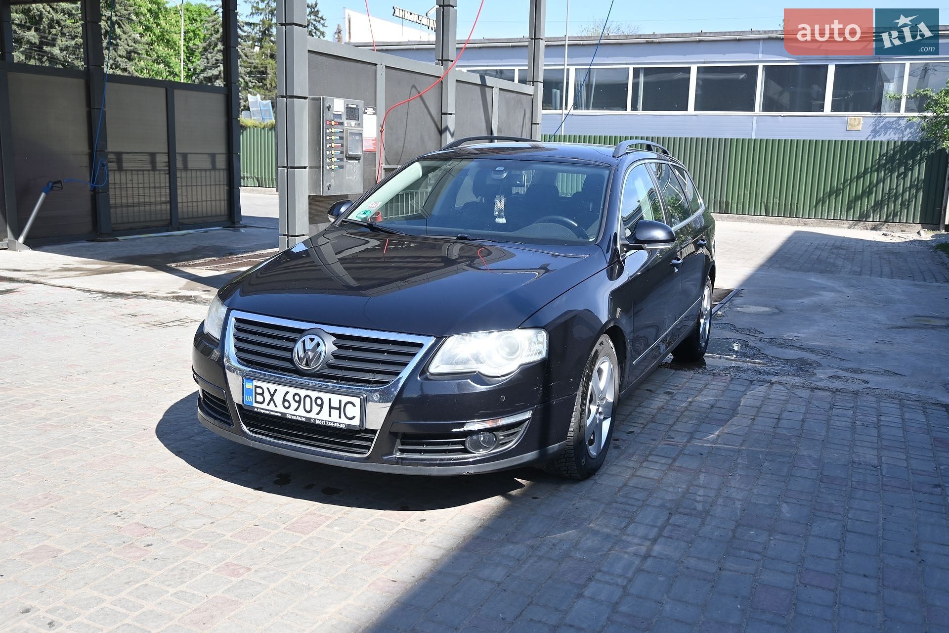 Volkswagen Passat 2010 VIN WVWZZZ3CZAE054553 фото оголошення 2 з 12