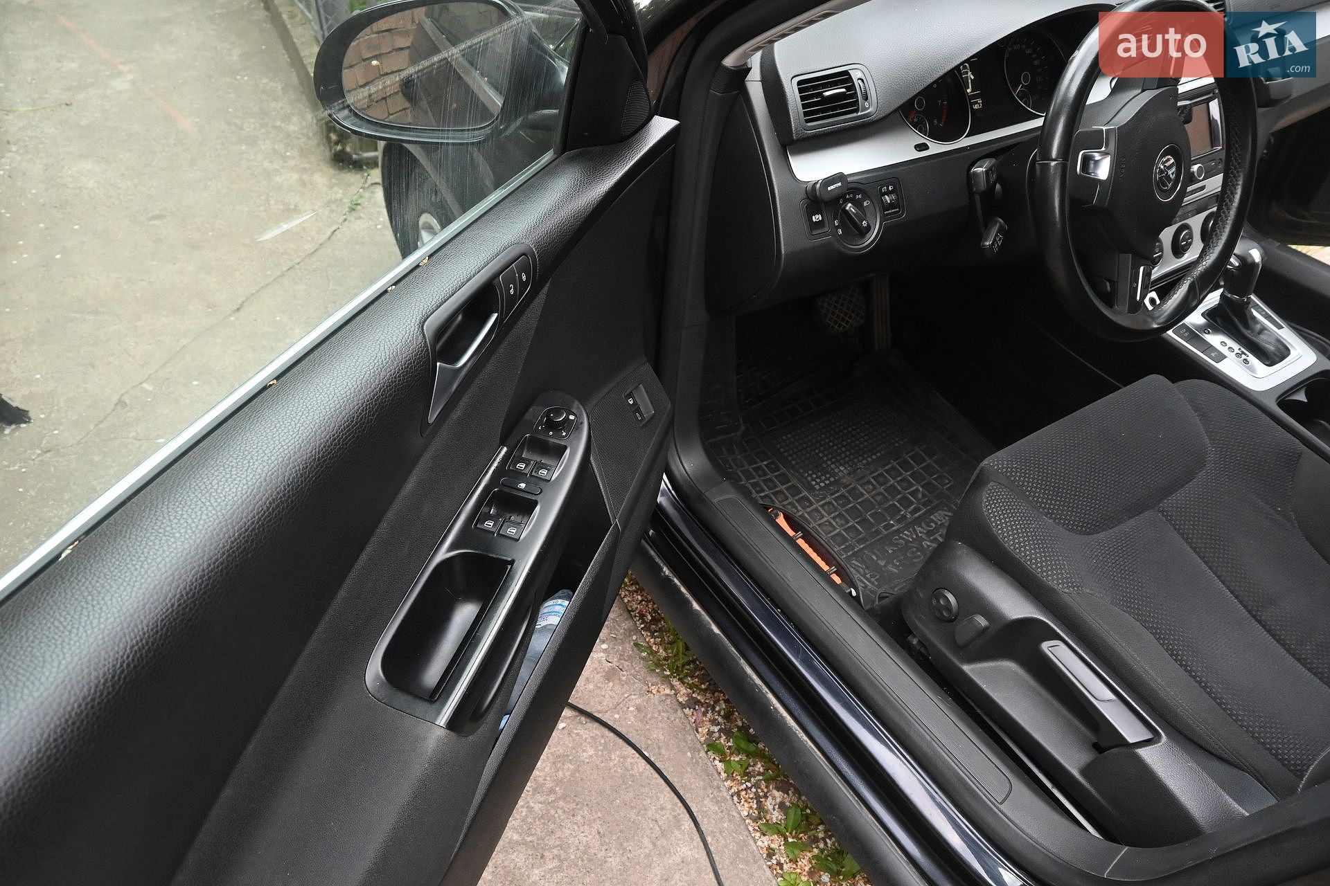 Volkswagen Passat 2010 VIN WVWZZZ3CZAE054553 фото оголошення 7 з 12
