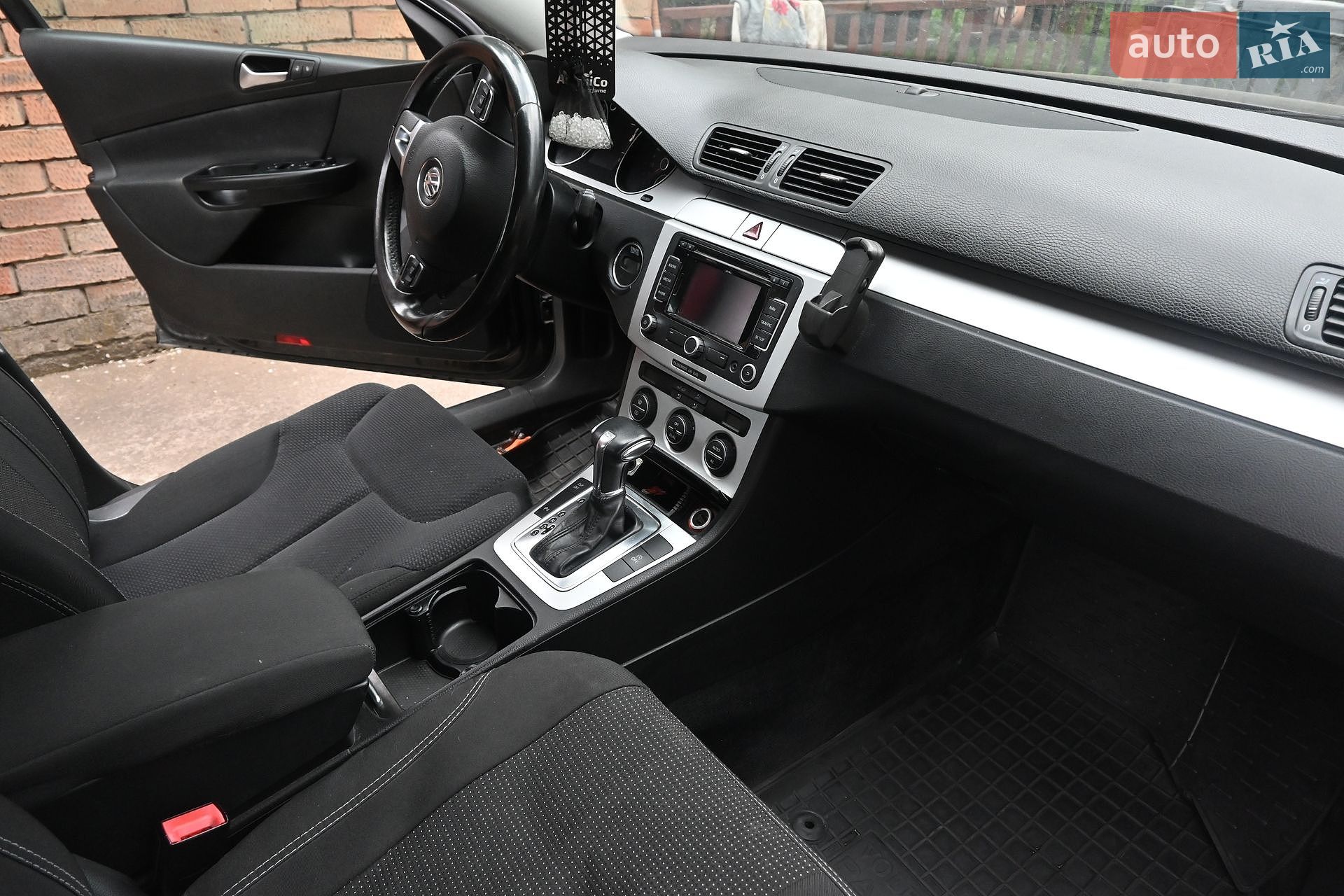 Volkswagen Passat 2010 VIN WVWZZZ3CZAE054553 фото оголошення 10 з 12