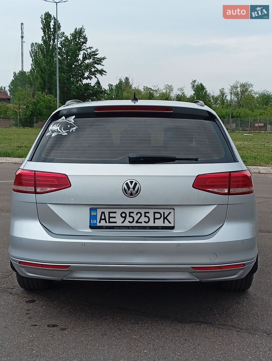 Volkswagen Passat 2015 VIN WVWZZZ3CZGE020760 фото оголошення 2 з 29