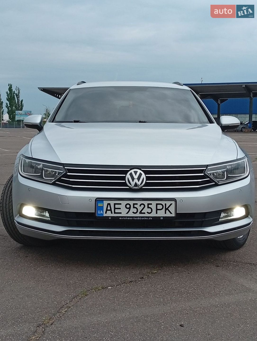 Volkswagen Passat 2015 VIN WVWZZZ3CZGE020760 фото оголошення 11 з 29