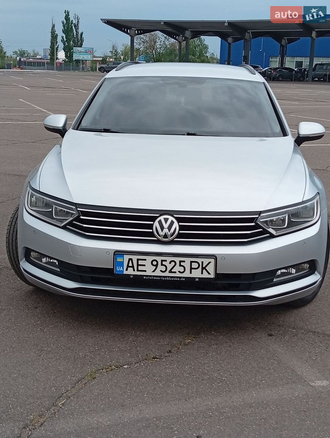 Volkswagen Passat 2015 VIN WVWZZZ3CZGE020760 фото оголошення 9 з 29