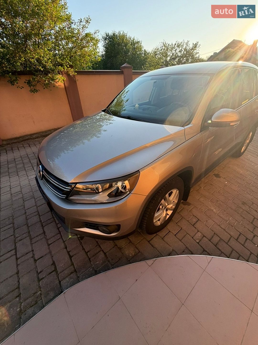 Volkswagen Tiguan 2016 VIN WVGZZZ5NZGW085336 фото оголошення 2 з 21