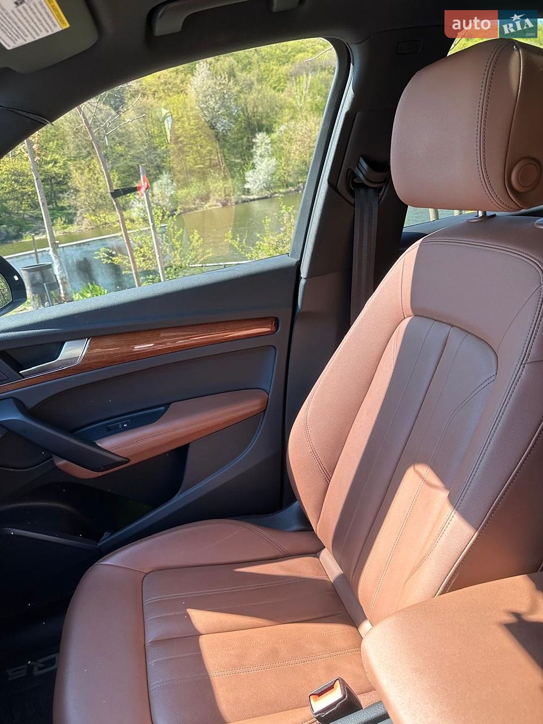 Audi Q5 2020 VIN WA1BAAFY3M2007926 фото оголошення 8 з 11