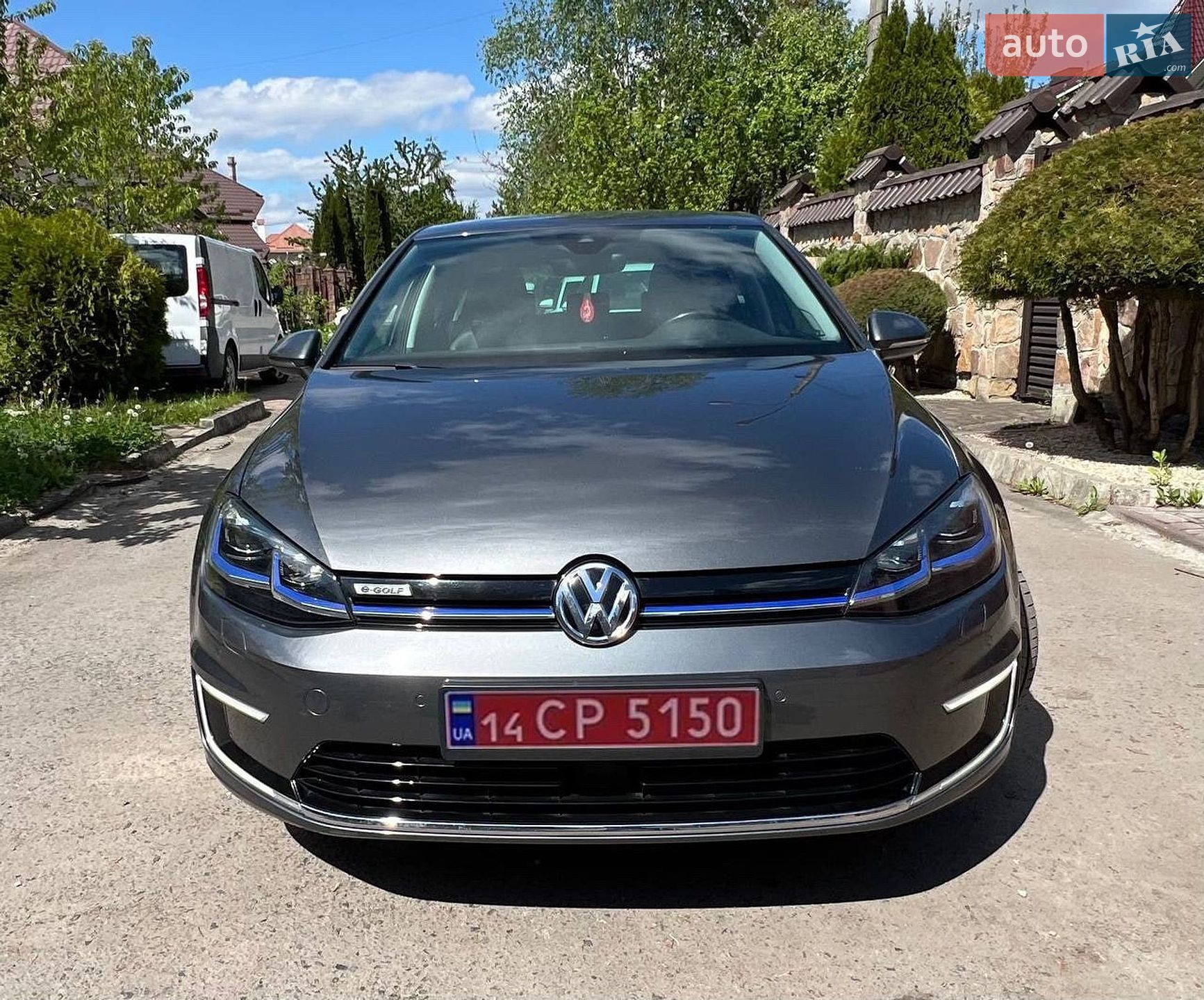 Volkswagen e-Golf 2017 VIN WVWZZZAUZHW952477 фото оголошення 2 з 30
