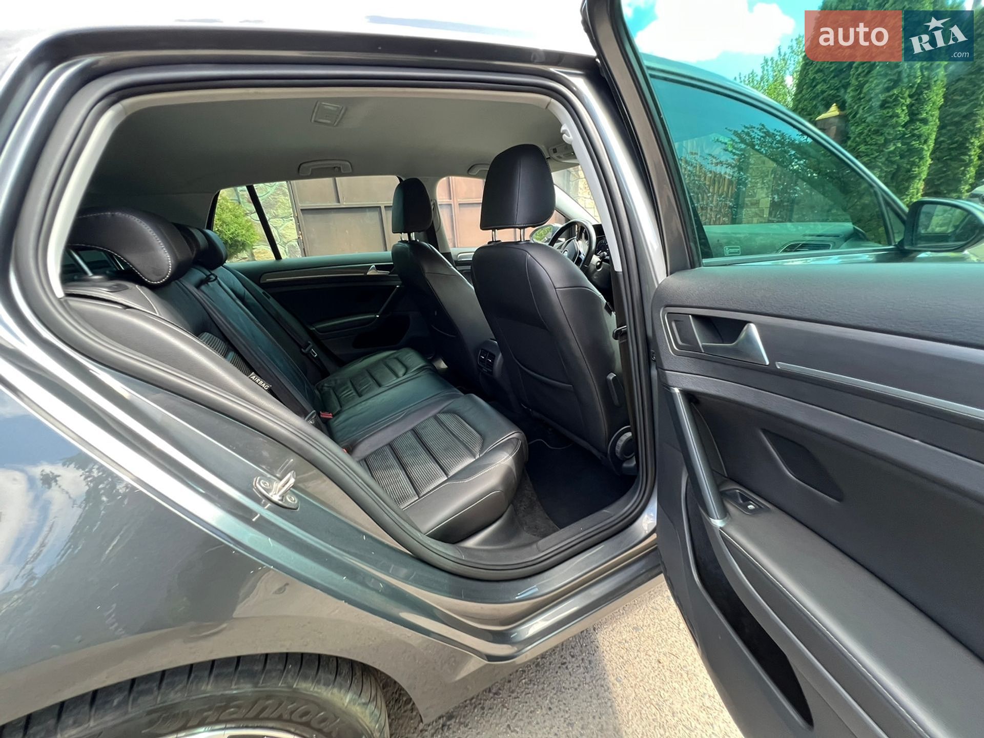 Volkswagen e-Golf 2017 VIN WVWZZZAUZHW952477 фото оголошення 20 з 30