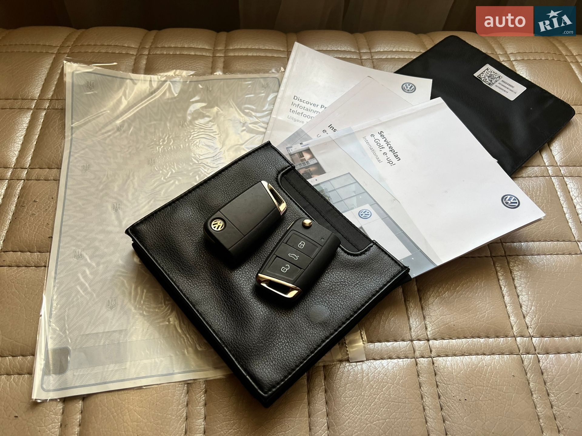 Volkswagen e-Golf 2017 VIN WVWZZZAUZHW952477 фото оголошення 29 з 30