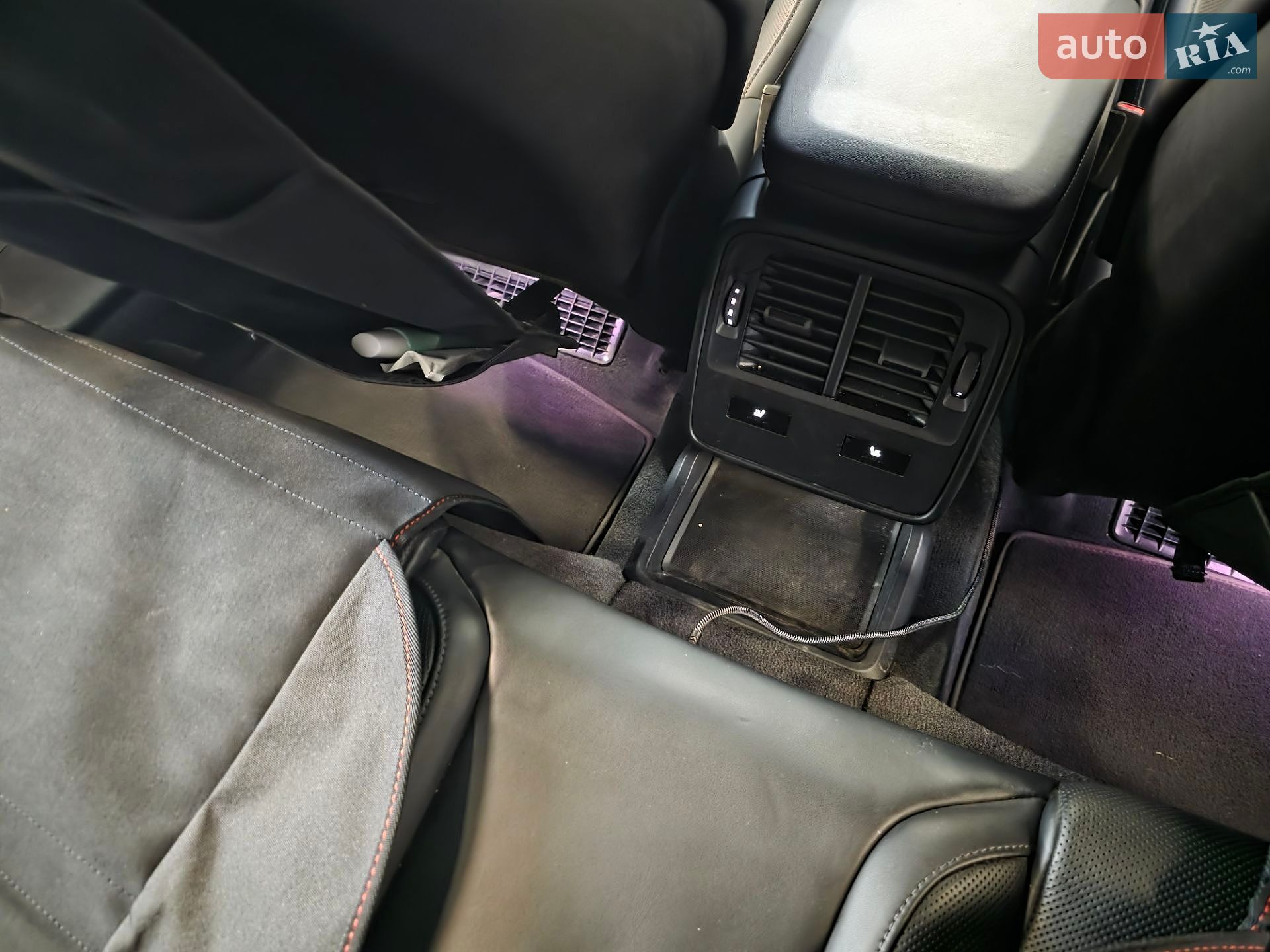 Porsche Taycan 2021 VIN WP0BC2Y18MSA88110 фото оголошення 11 з 16