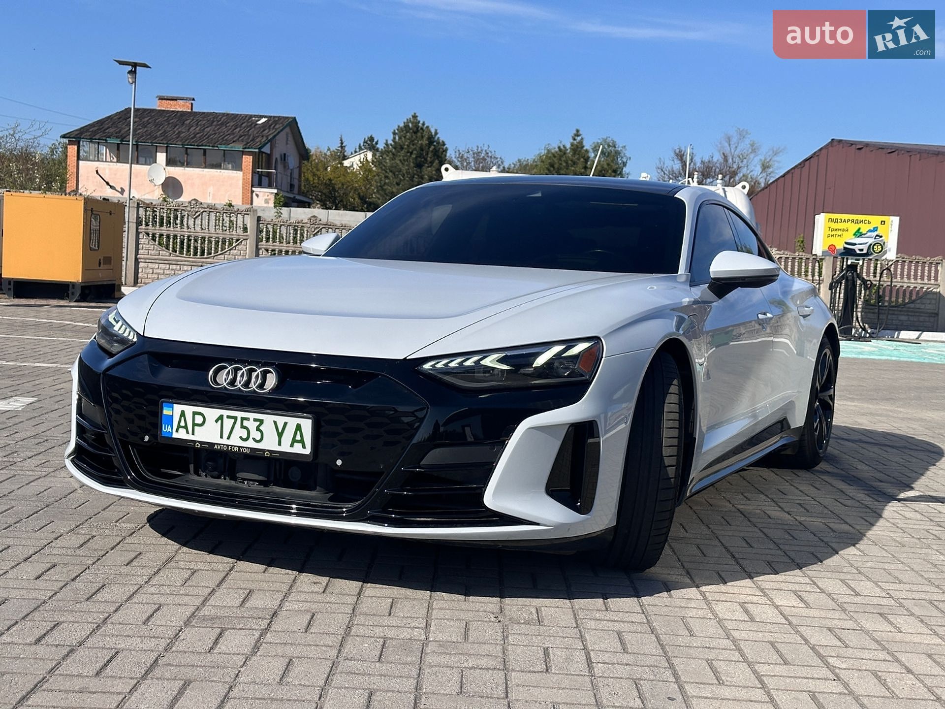 Audi e-tron GT 2021 VIN WAUDJBFW3N7004061 фото оголошення 9 з 27