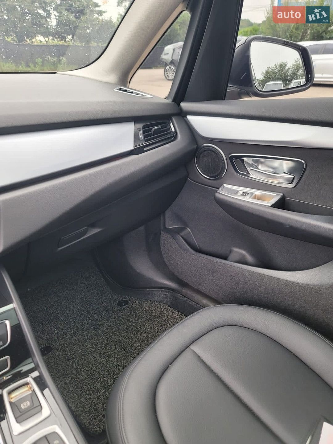 BMW 2 Series Active Tourer 2017 VIN WBA2C1100HV974030 фото оголошення 7 з 13