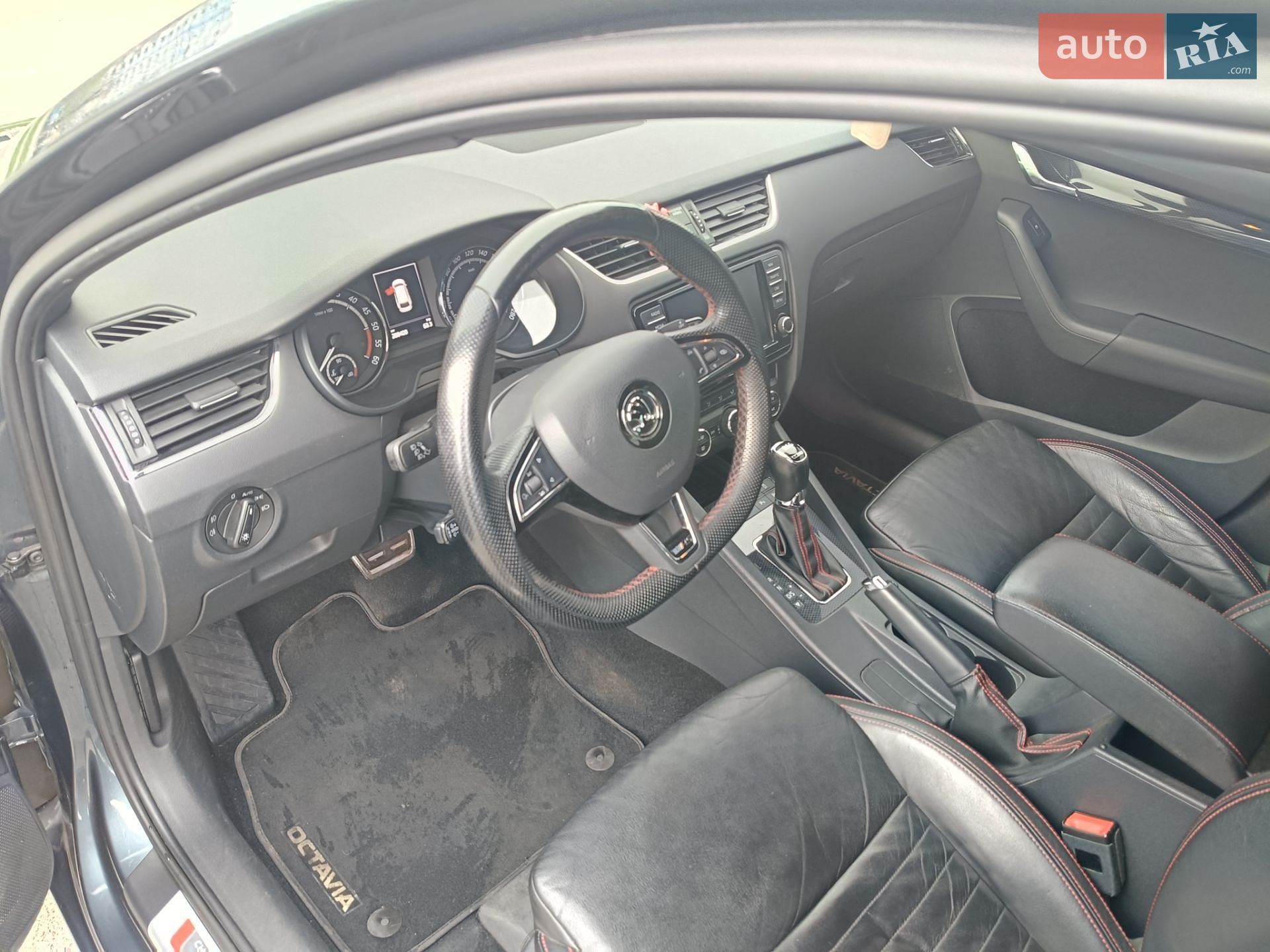 Skoda Octavia 2015 VIN TMBJK9NE2G0097123 фото оголошення 10 з 31