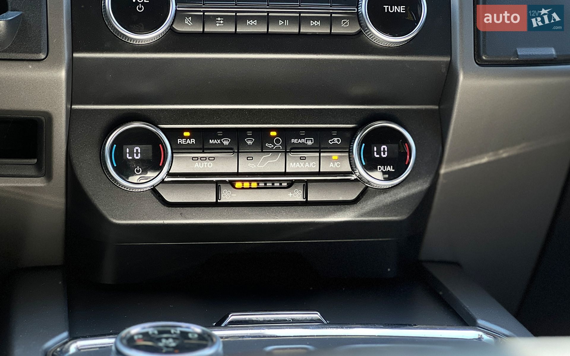 Ford Expedition 2019 VIN 1FMJU1JT6KEA37238 фото оголошення 15 з 30