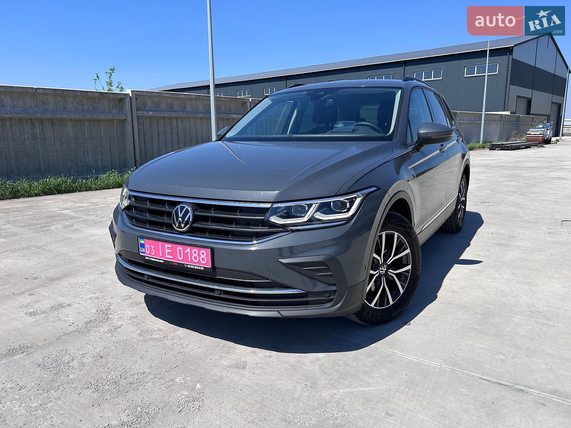 Volkswagen Tiguan 2021 VIN WVGZZZ5NZNW018381 фото оголошення 3 з 45