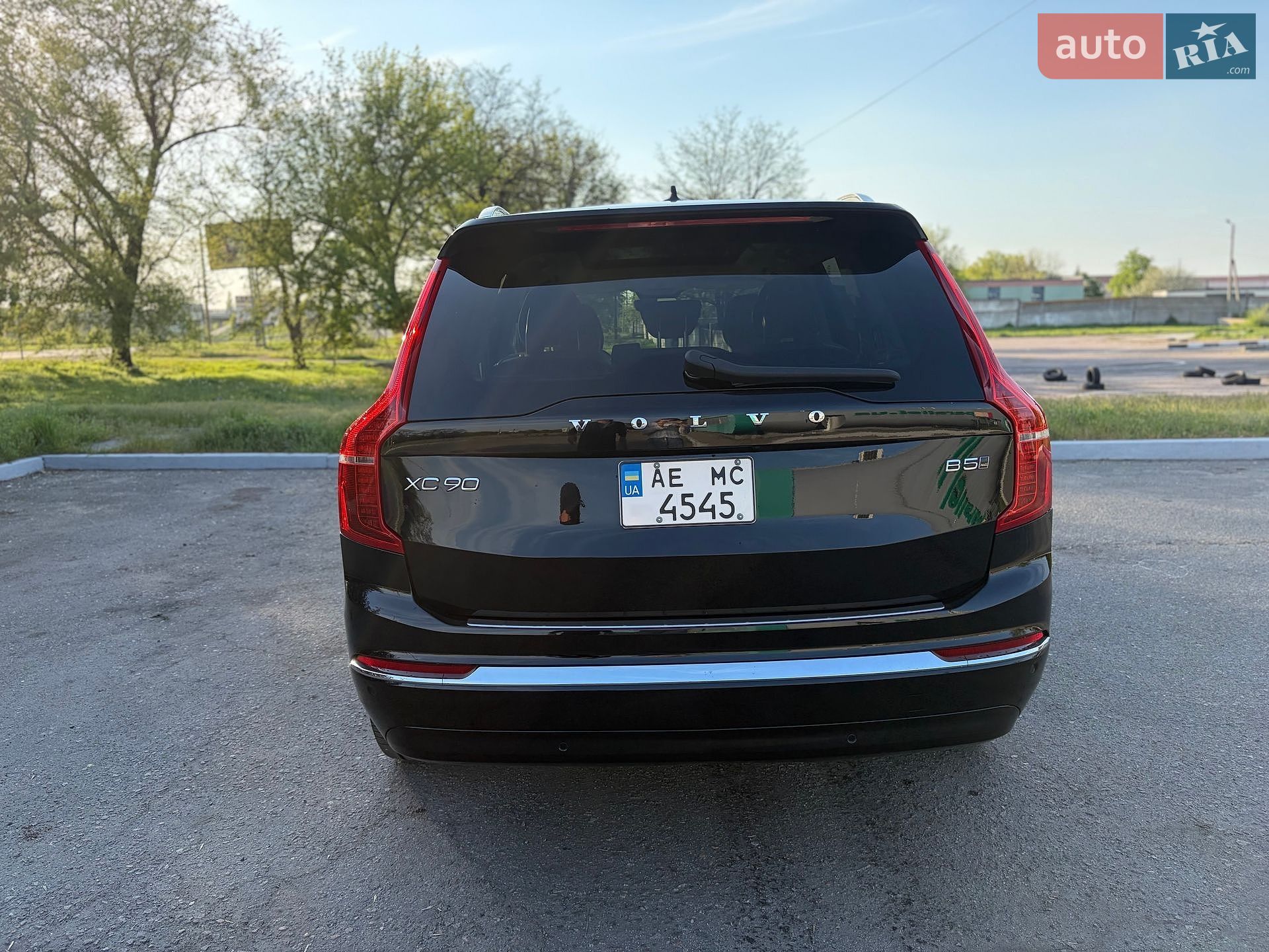Volvo XC90 2022 VIN YV4L12PN7P1956858 фото оголошення 2 з 20