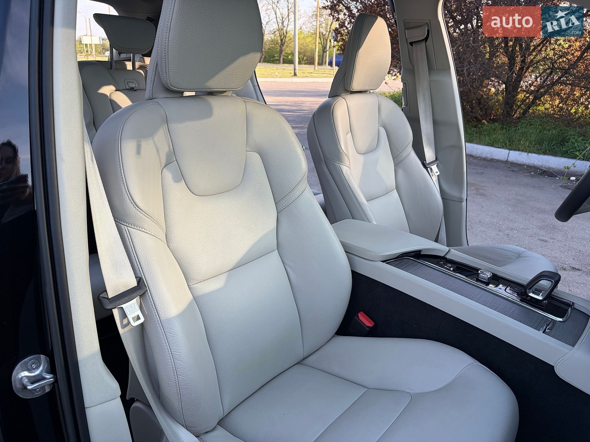 Volvo XC90 2022 VIN YV4L12PN7P1956858 фото оголошення 17 з 20