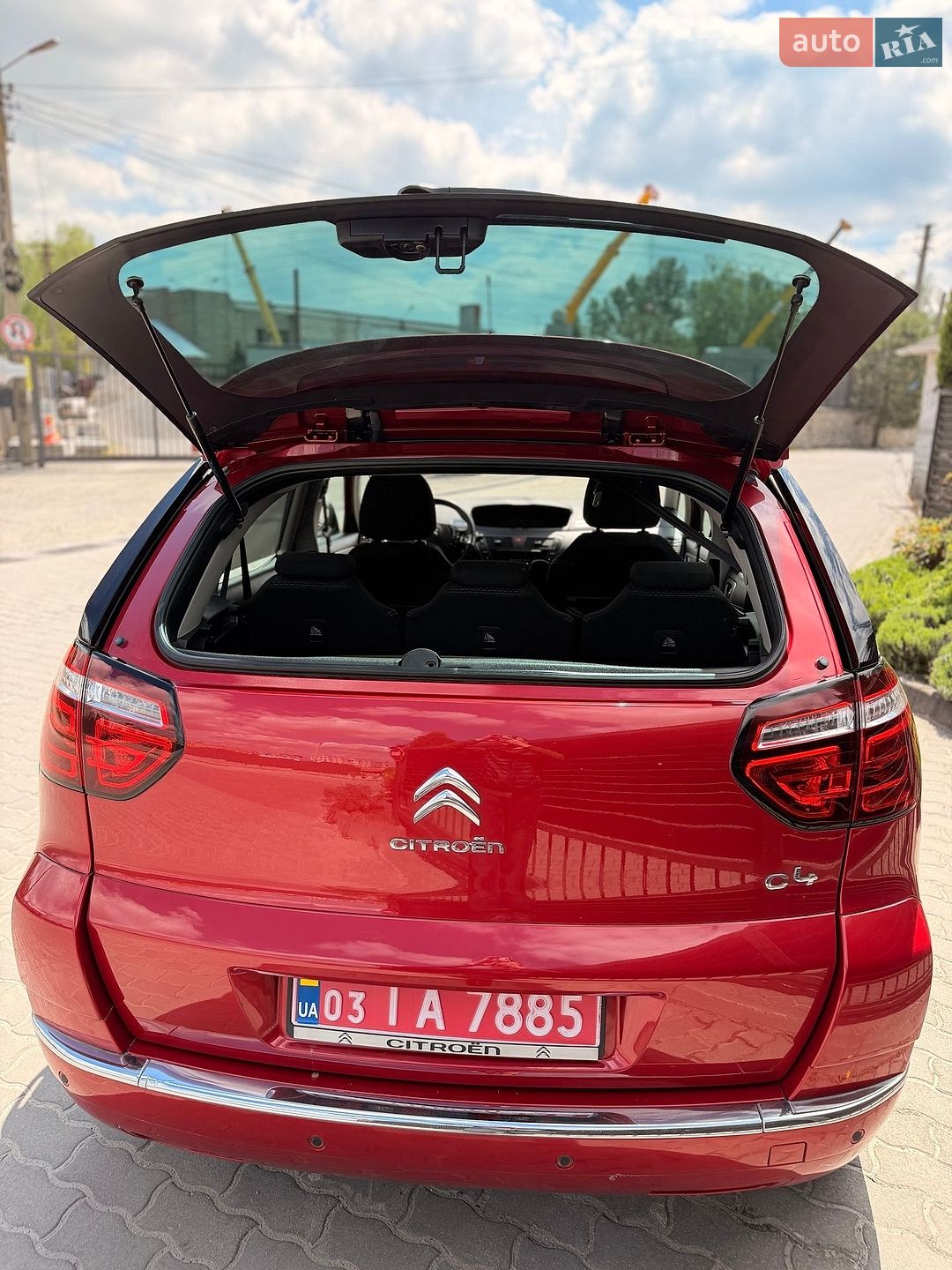 Citroen C4 Picasso 2011 VIN VF7UD5FS0BJ841591 фото оголошення 6 з 47
