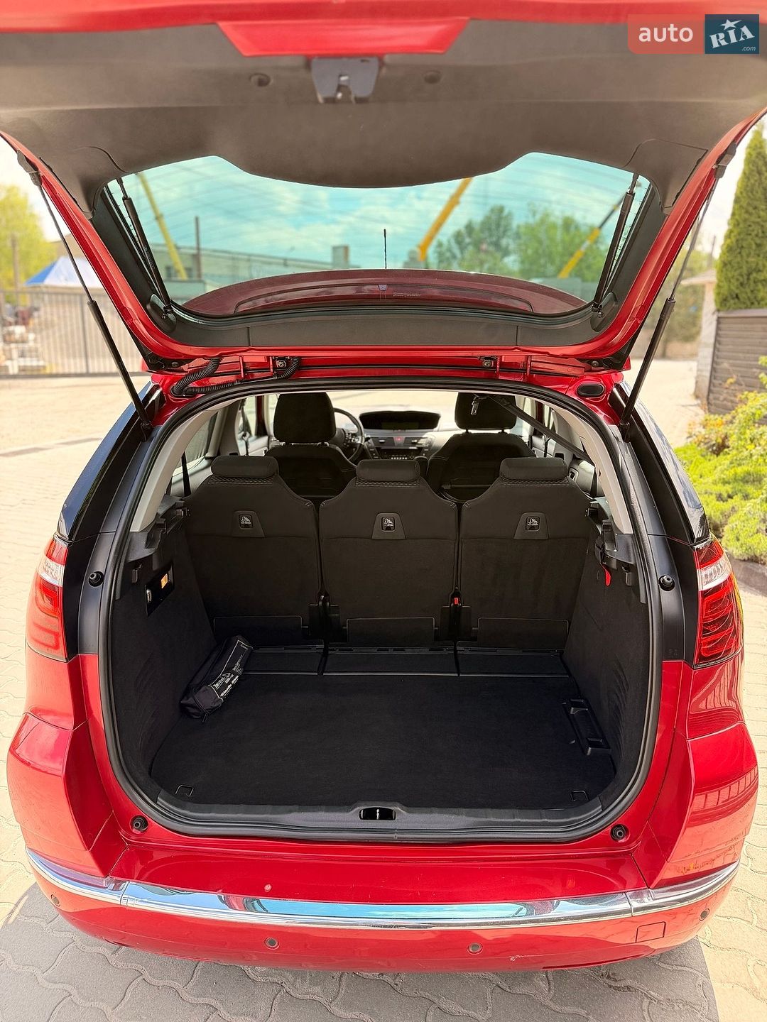 Citroen C4 Picasso 2011 VIN VF7UD5FS0BJ841591 фото оголошення 7 з 47