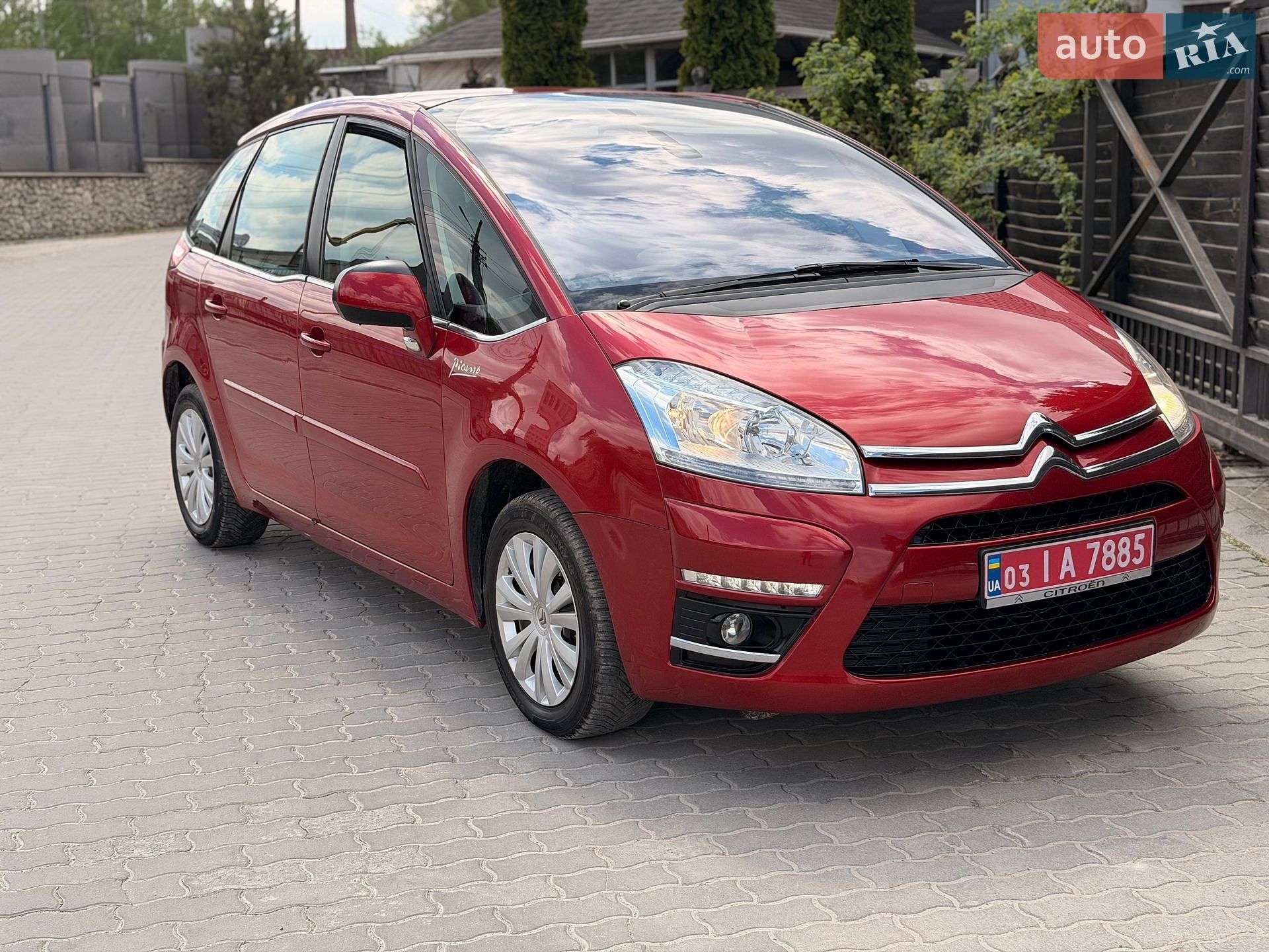 Citroen C4 Picasso 2011 VIN VF7UD5FS0BJ841591 фото оголошення 18 з 47