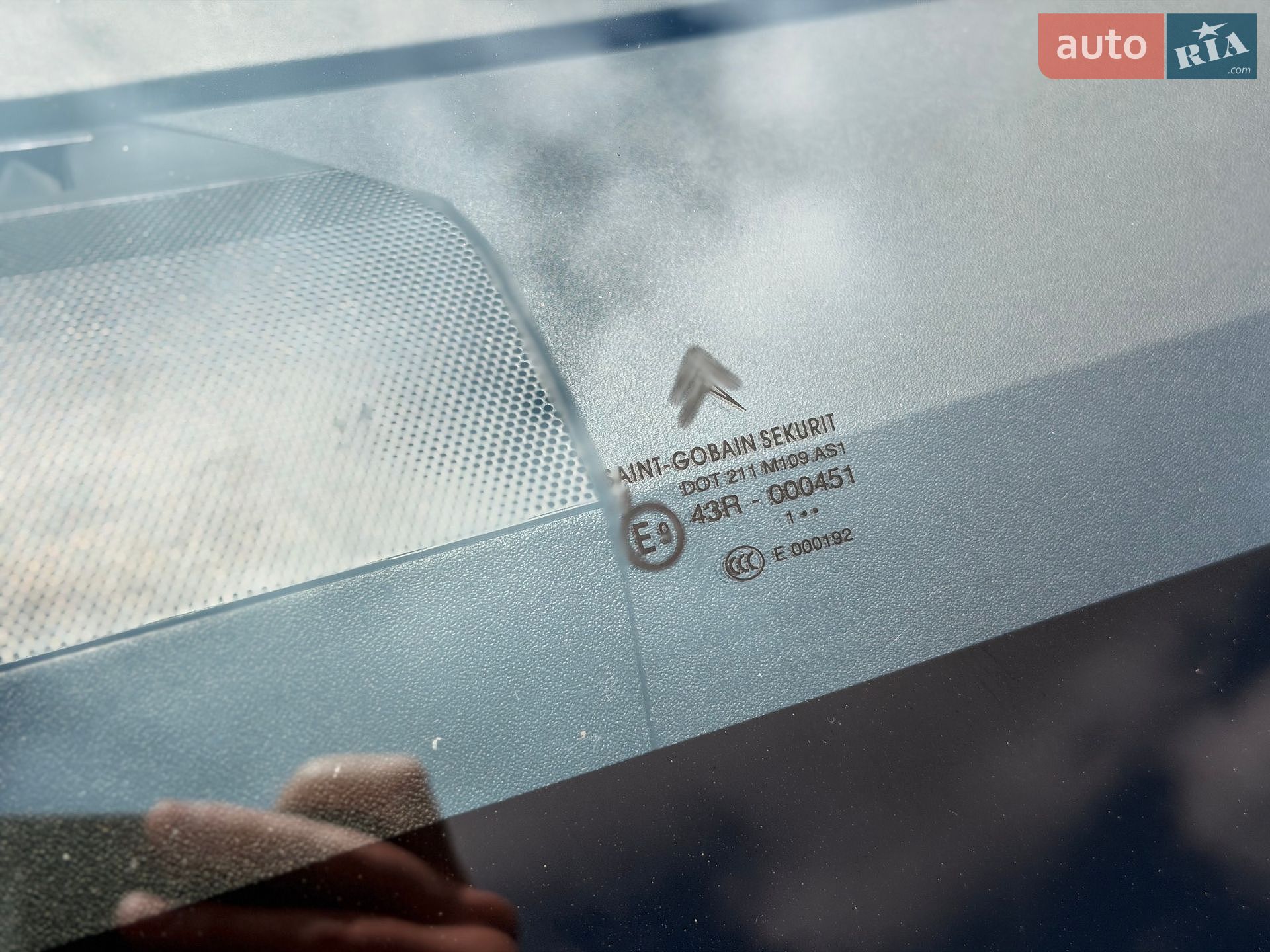 Citroen C4 Picasso 2011 VIN VF7UD5FS0BJ841591 фото оголошення 19 з 47