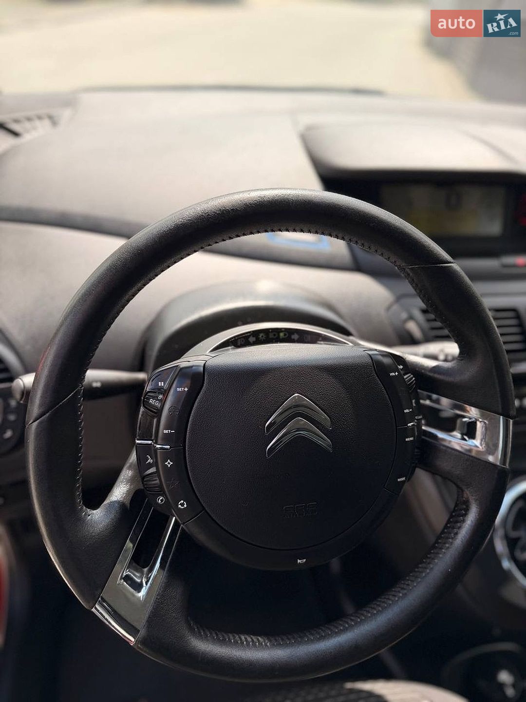 Citroen C4 Picasso 2011 VIN VF7UD5FS0BJ841591 фото оголошення 46 з 47