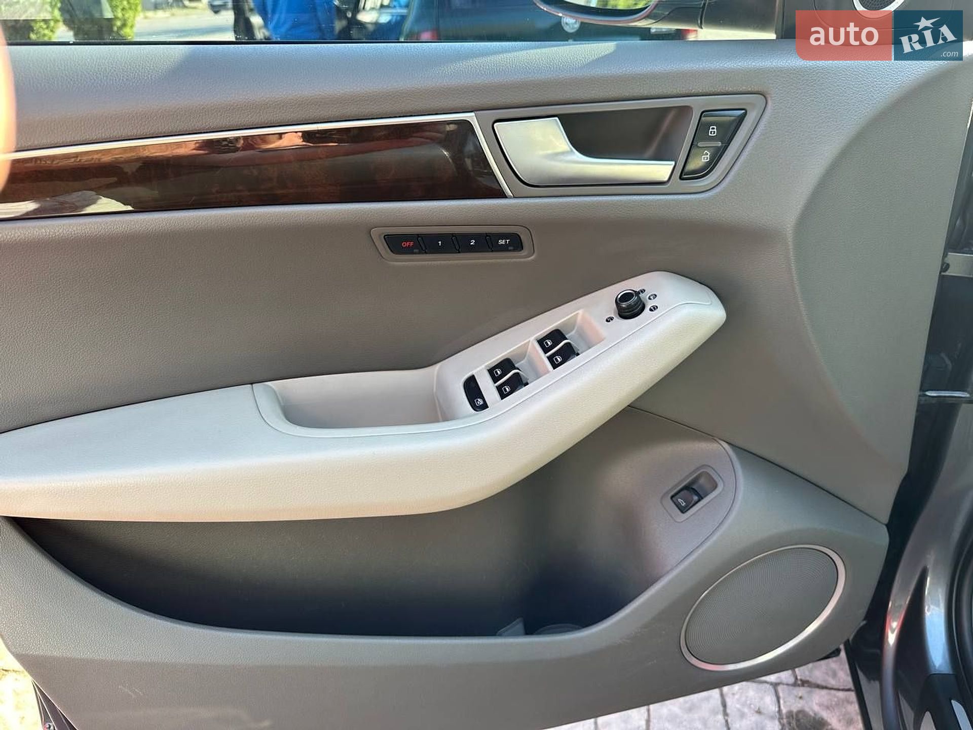 Audi Q5 2012 VIN WA1LFAFP4CA140003 фото оголошення 20 з 25