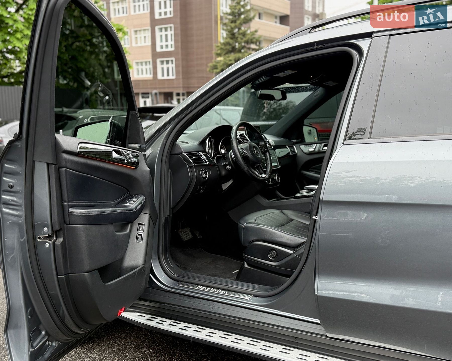 Mercedes-Benz GLS-Class 2018 VIN 4JGDF6EE6JB114173 фото оголошення 12 з 34