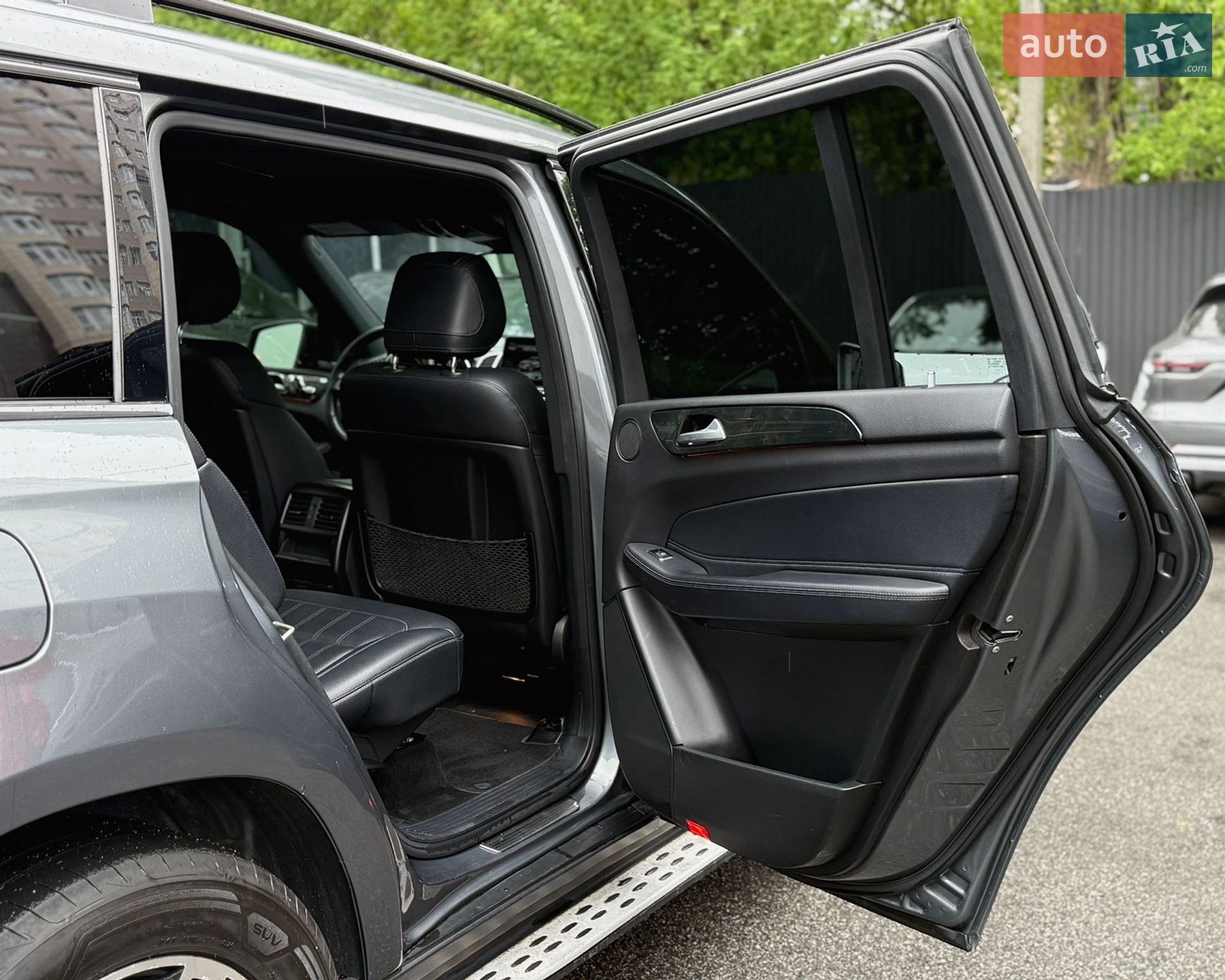 Mercedes-Benz GLS-Class 2018 VIN 4JGDF6EE6JB114173 фото оголошення 17 з 34