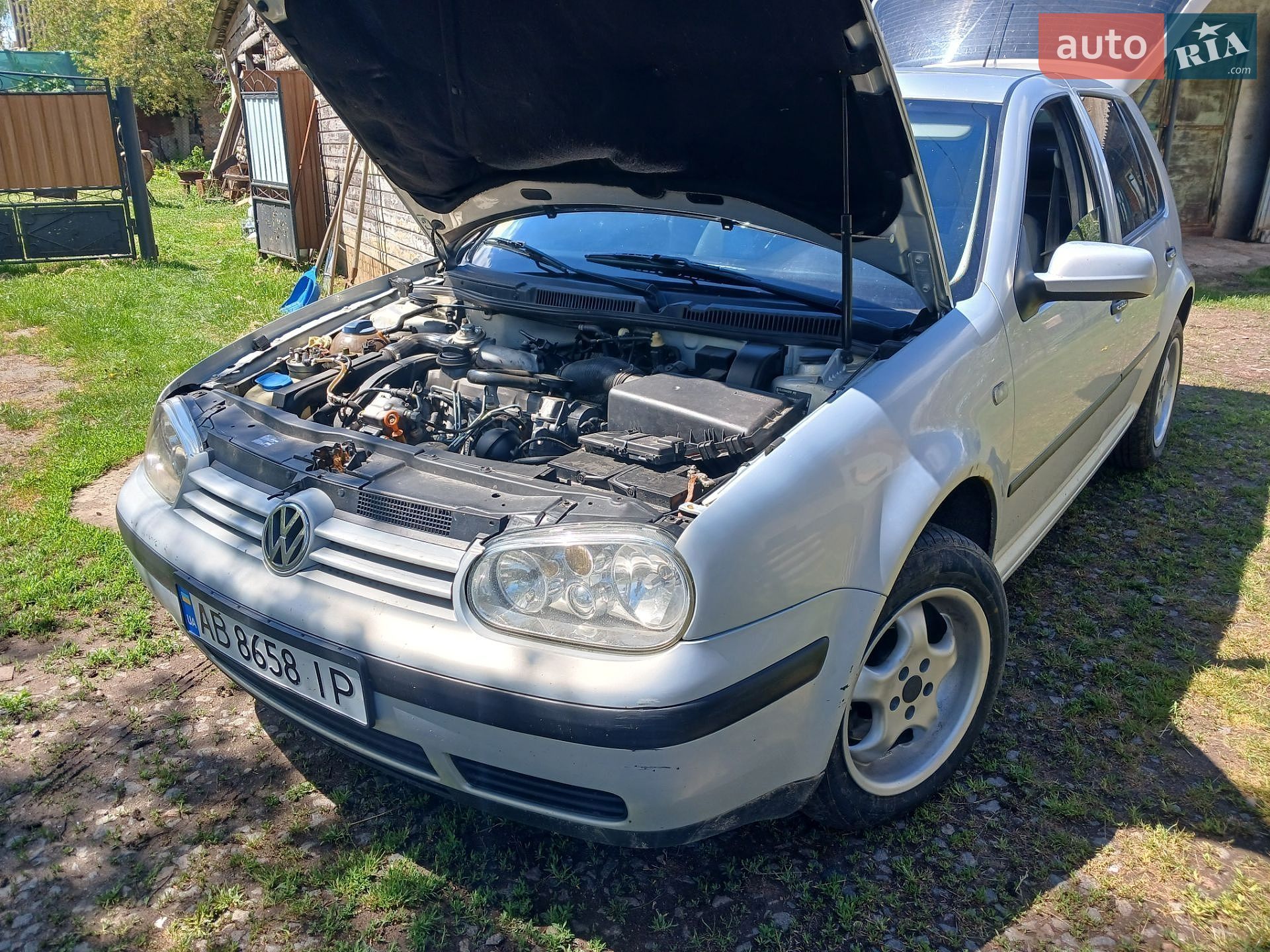 Volkswagen Golf 2000 VIN WVWZZZ1JZYD620940 фото оголошення 4 з 13