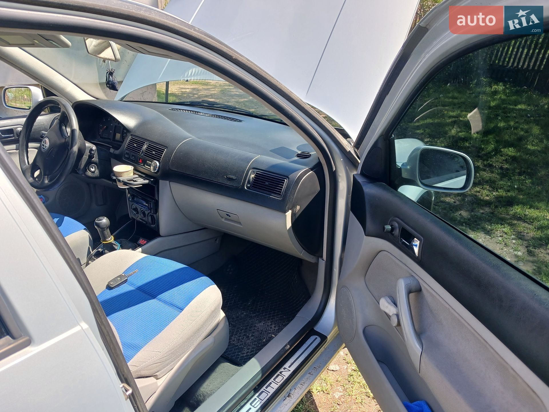 Volkswagen Golf 2000 VIN WVWZZZ1JZYD620940 фото оголошення 5 з 13