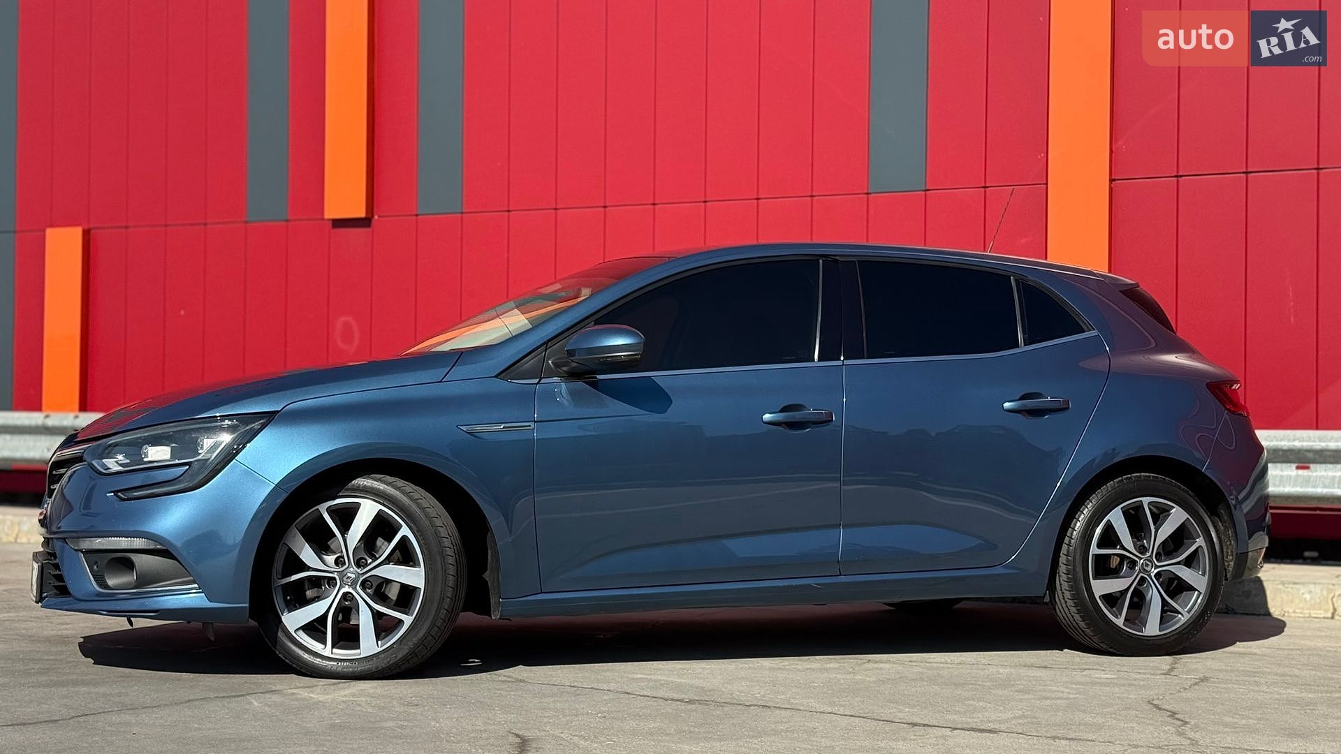 Renault Megane 2017 VIN VF1RFB00157481181 фото оголошення 4 з 70